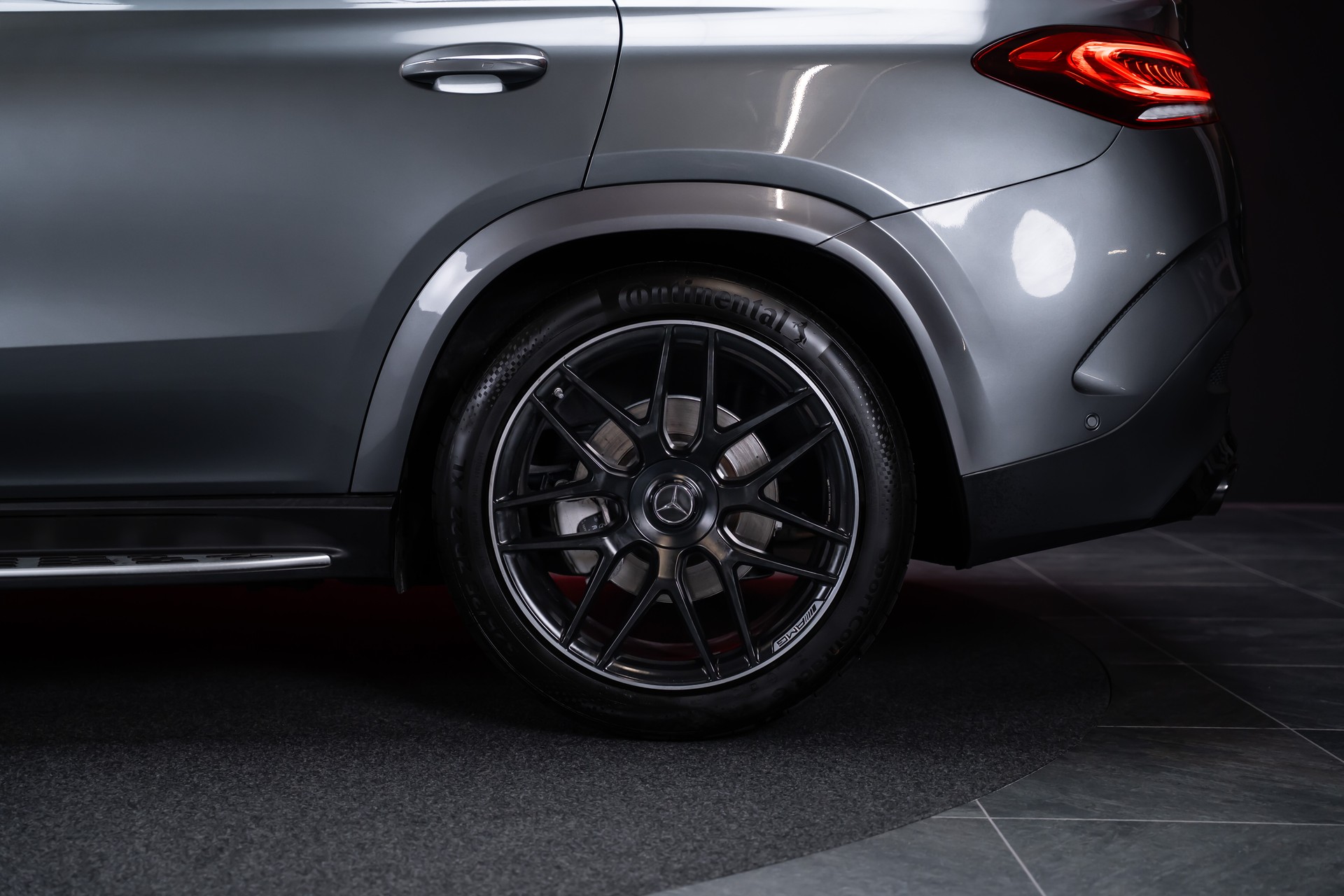 MERCEDES-BENZ GLE 53 AMG 4matic+ Coupé / Panorama / 360°Kamera / HeadUp-image-49