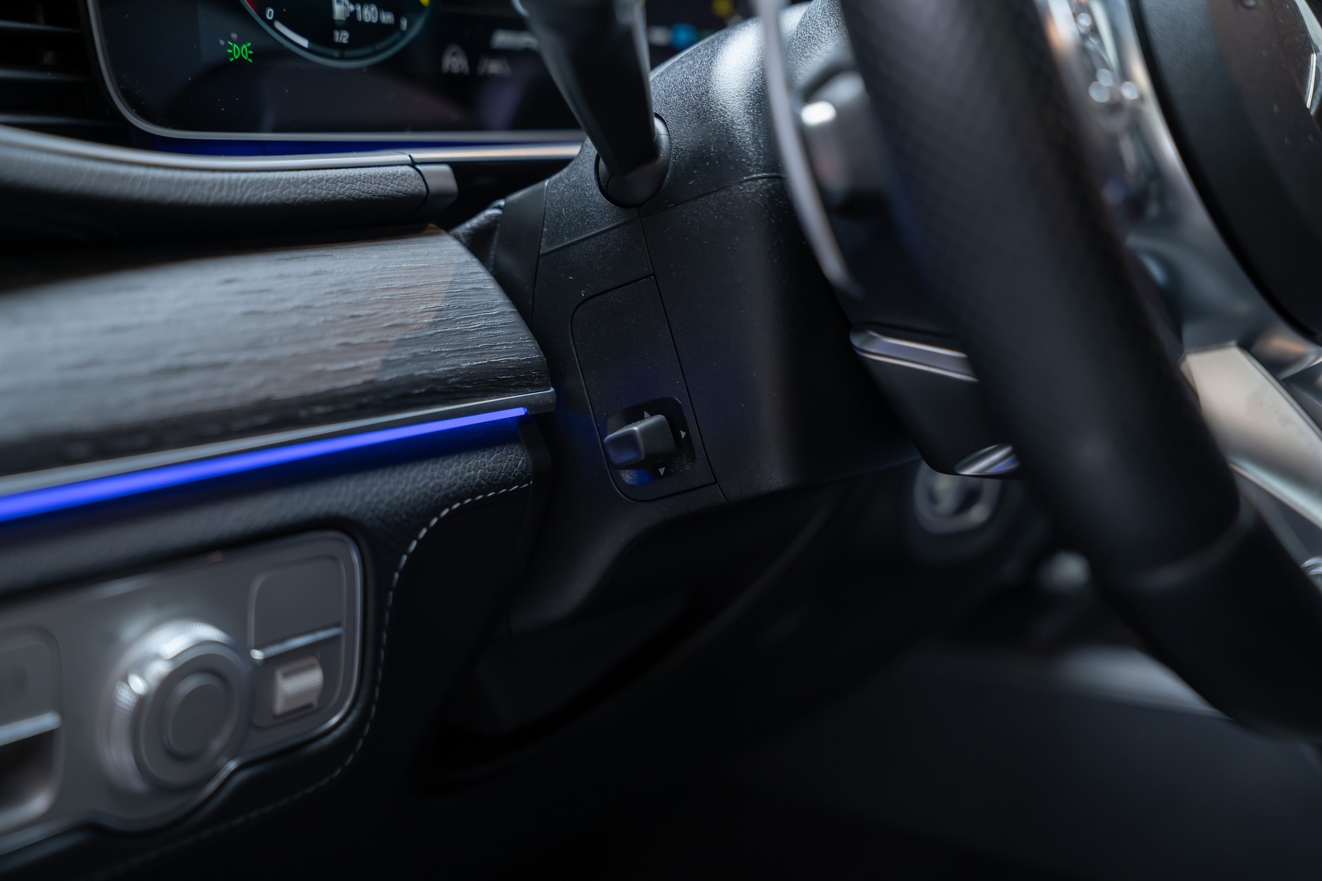 MERCEDES-BENZ GLE 53 AMG 4matic+ Coupé / Panorama / 360°Kamera / HeadUp-image-17