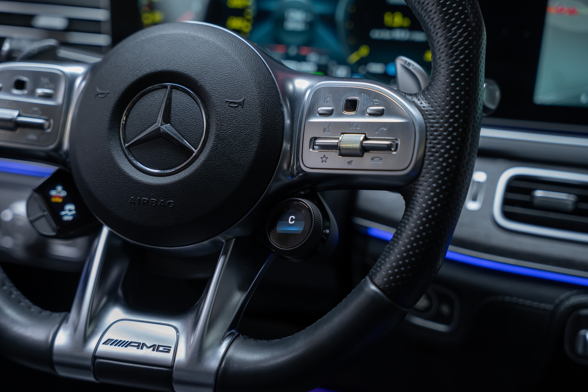 MERCEDES-BENZ GLE 53 AMG 4matic+ Coupé / Panorama / 360°Kamera / HeadUp-image-34