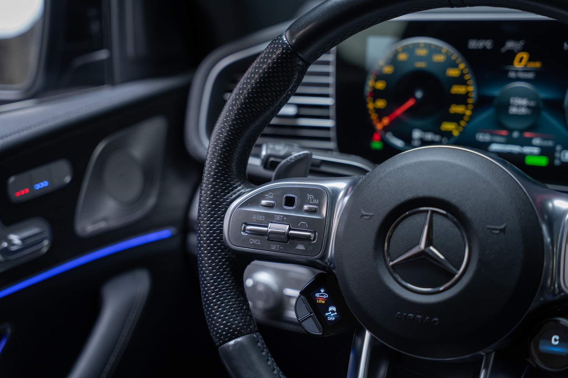 MERCEDES-BENZ GLE 53 AMG 4matic+ Coupé / Panorama / 360°Kamera / HeadUp-image-31