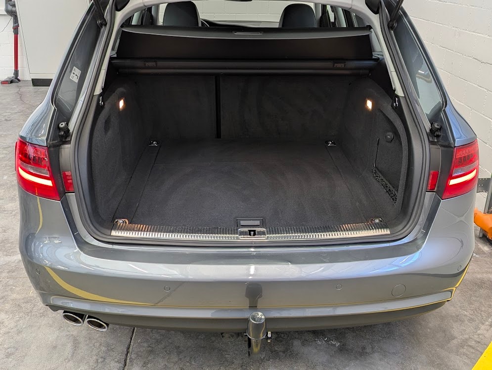 AUDI A4 Avant 2.0 TDI 190PS M-Tronic*2.HAND FRISCH MFK+SERVICE 12MT GAR NAVI FULL-ASSISTS AHK 1'700KG UVM-image-29