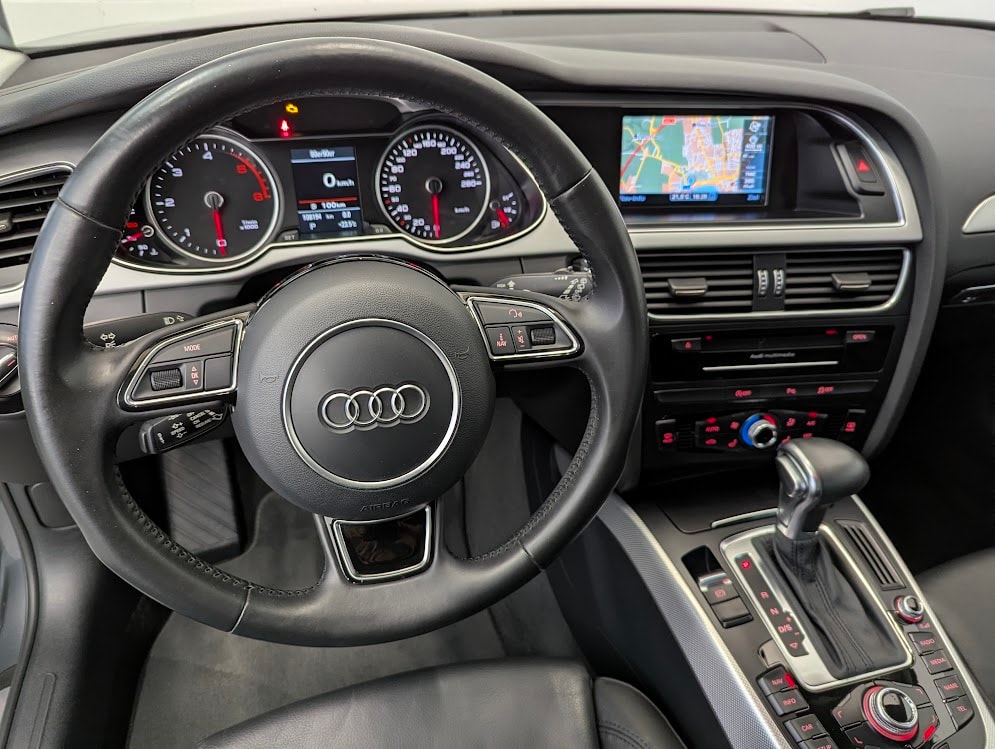 AUDI A4 Avant 2.0 TDI 190PS M-Tronic*2.HAND FRISCH MFK+SERVICE 12MT GAR NAVI FULL-ASSISTS AHK 1'700KG UVM-image-9