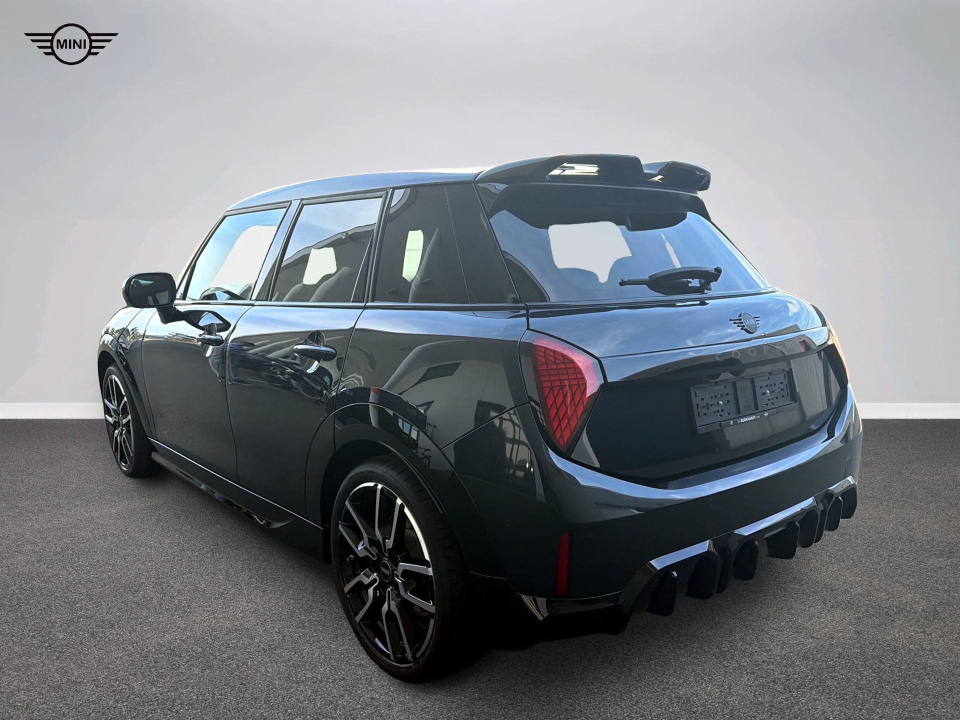 MINI Cooper 5 door S-image-3