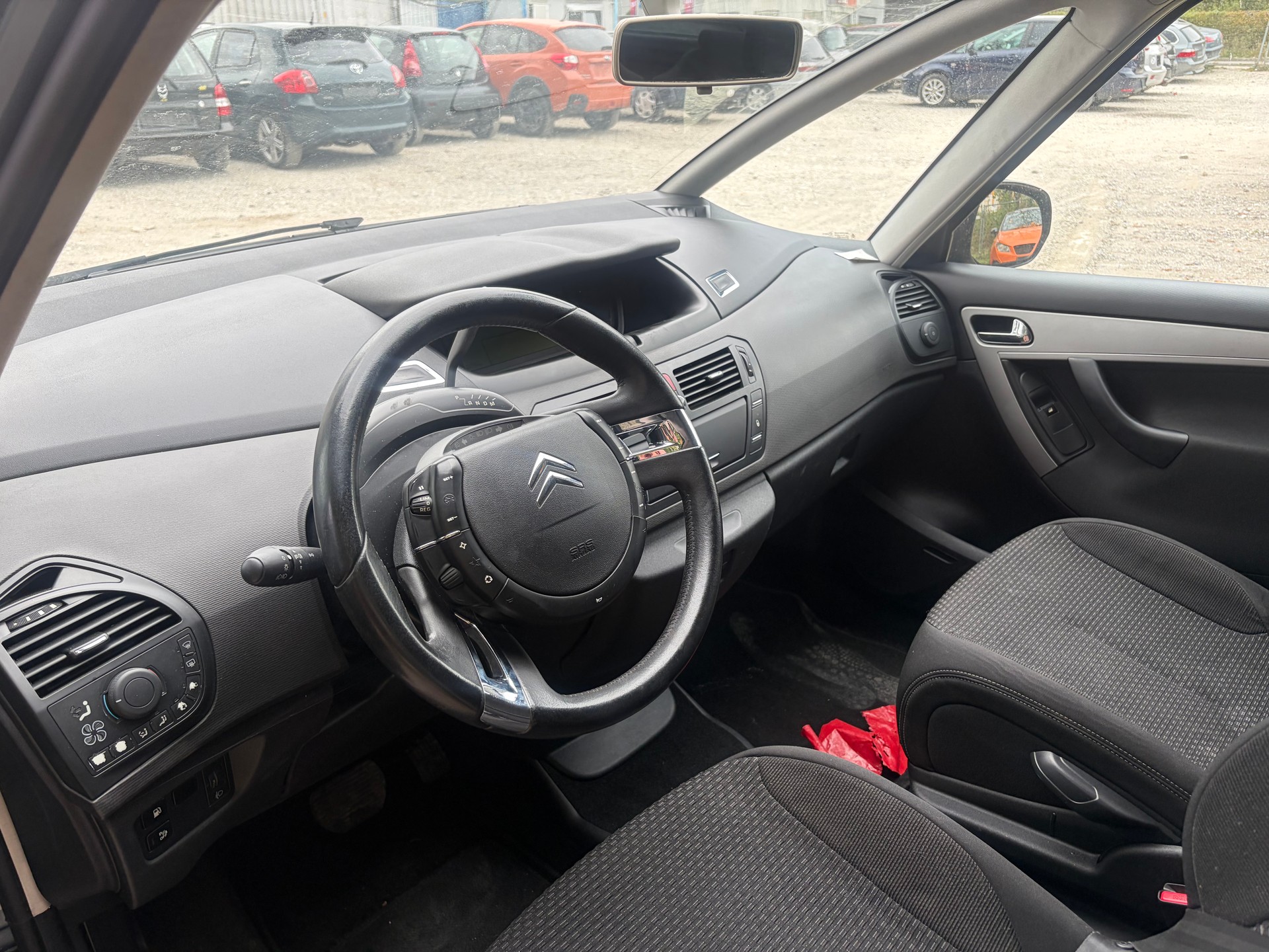 CITROEN C4 Picasso 1.6i 16V THP Dynamique BMP6-image-5