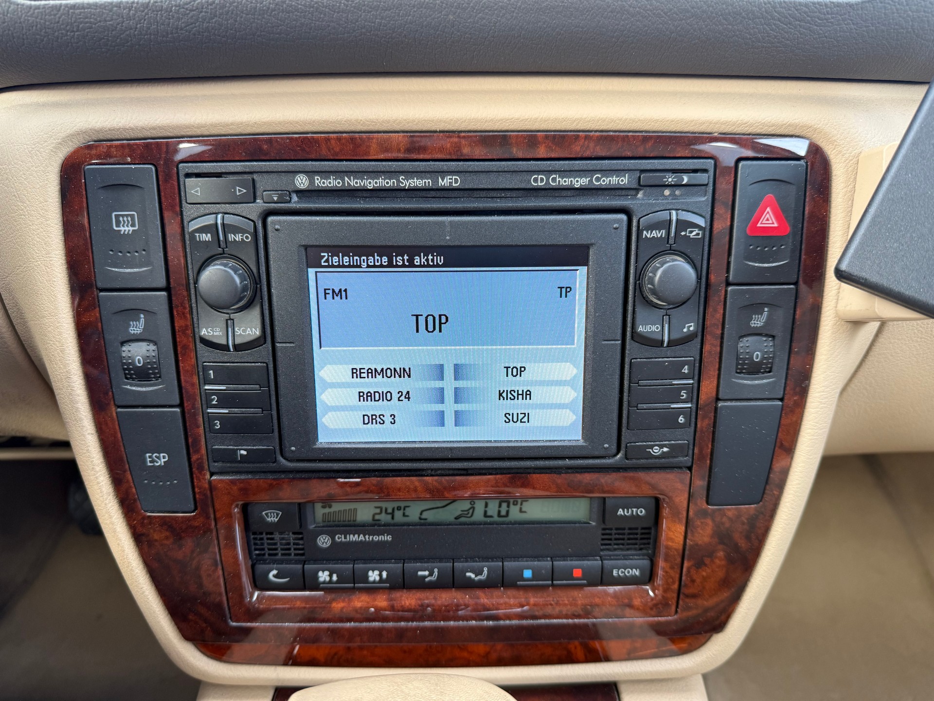 VW Passat 2.8 V6 4Motion Highline Automatik / Frisch ab MFK 09.2026 / Servicegepflegt / Navi / Leder/Alcantara / Sitzheizung-image-8