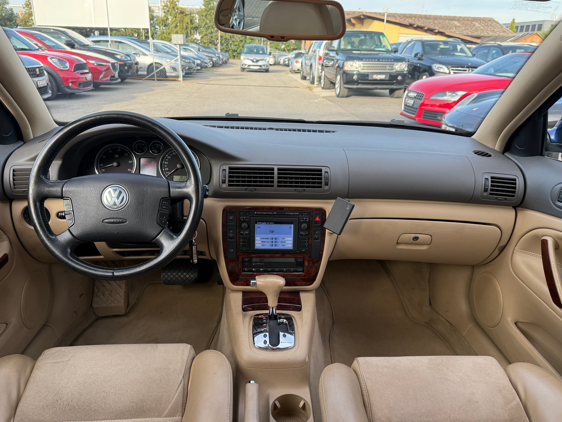 VW Passat 2.8 V6 4Motion Highline Automatik / Frisch ab MFK 09.2026 / Servicegepflegt / Navi / Leder/Alcantara / Sitzheizung-image-7