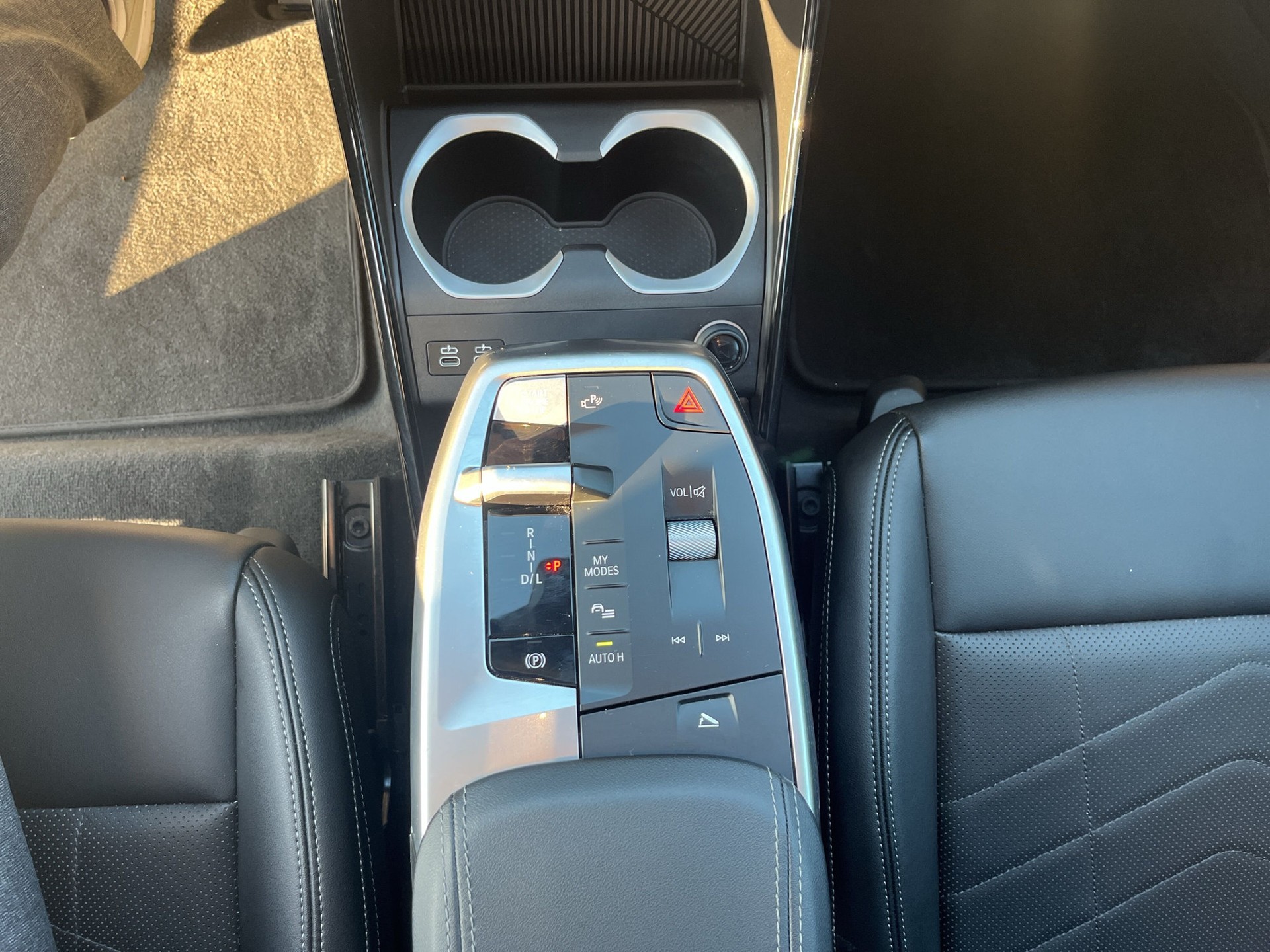 BMW X1 sDrive 18i xLine-image-11