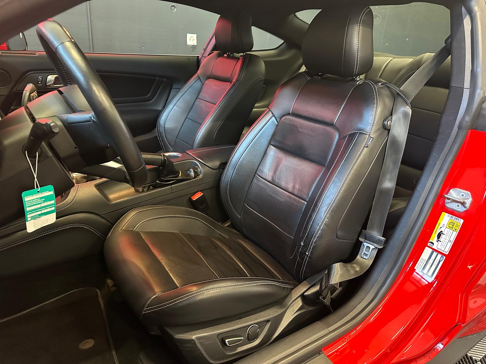 FORD Mustang Fastback 2.3-image-10