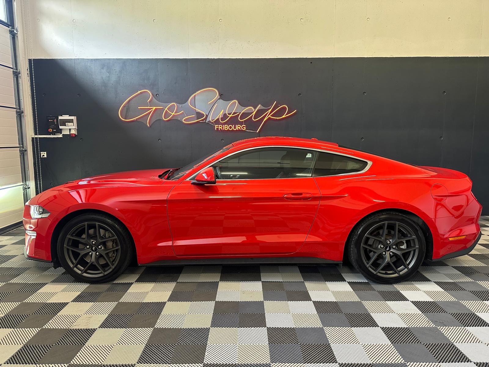 FORD Mustang Fastback 2.3-image-2