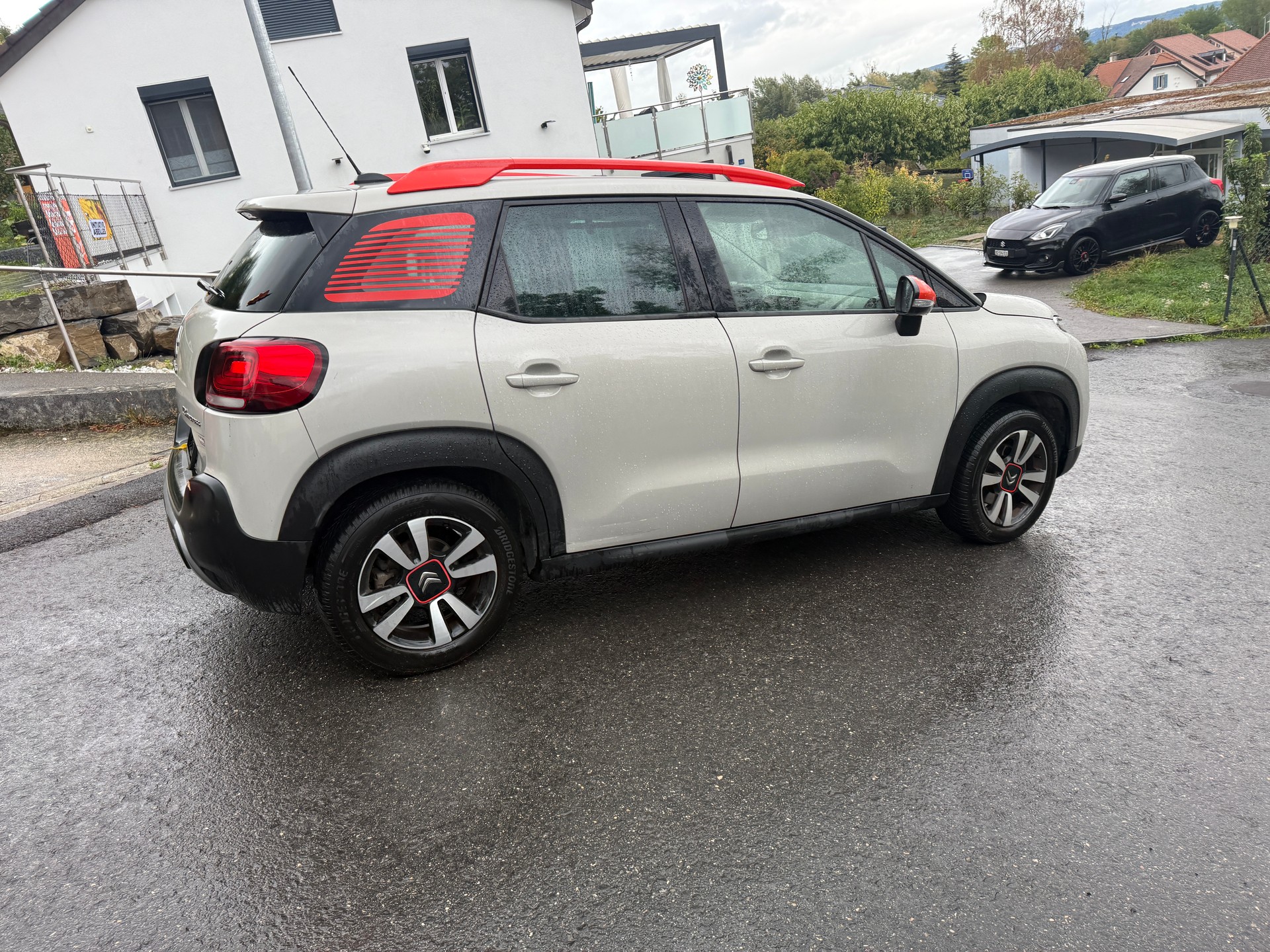CITROEN C3 Aircross 1.2i PureTech Shine EAT-image-6