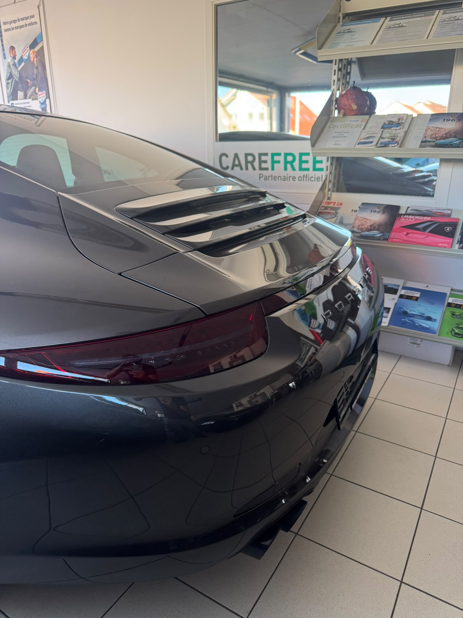PORSCHE 911 Carrera 4S PDK-image-4