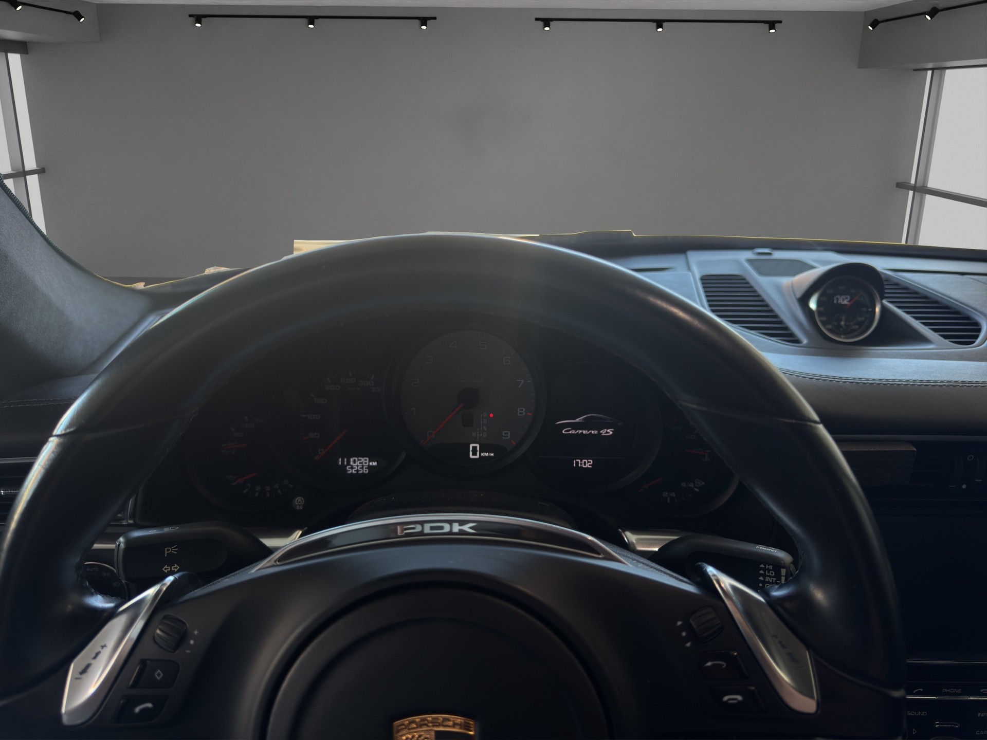PORSCHE 911 Carrera 4S PDK-image-6