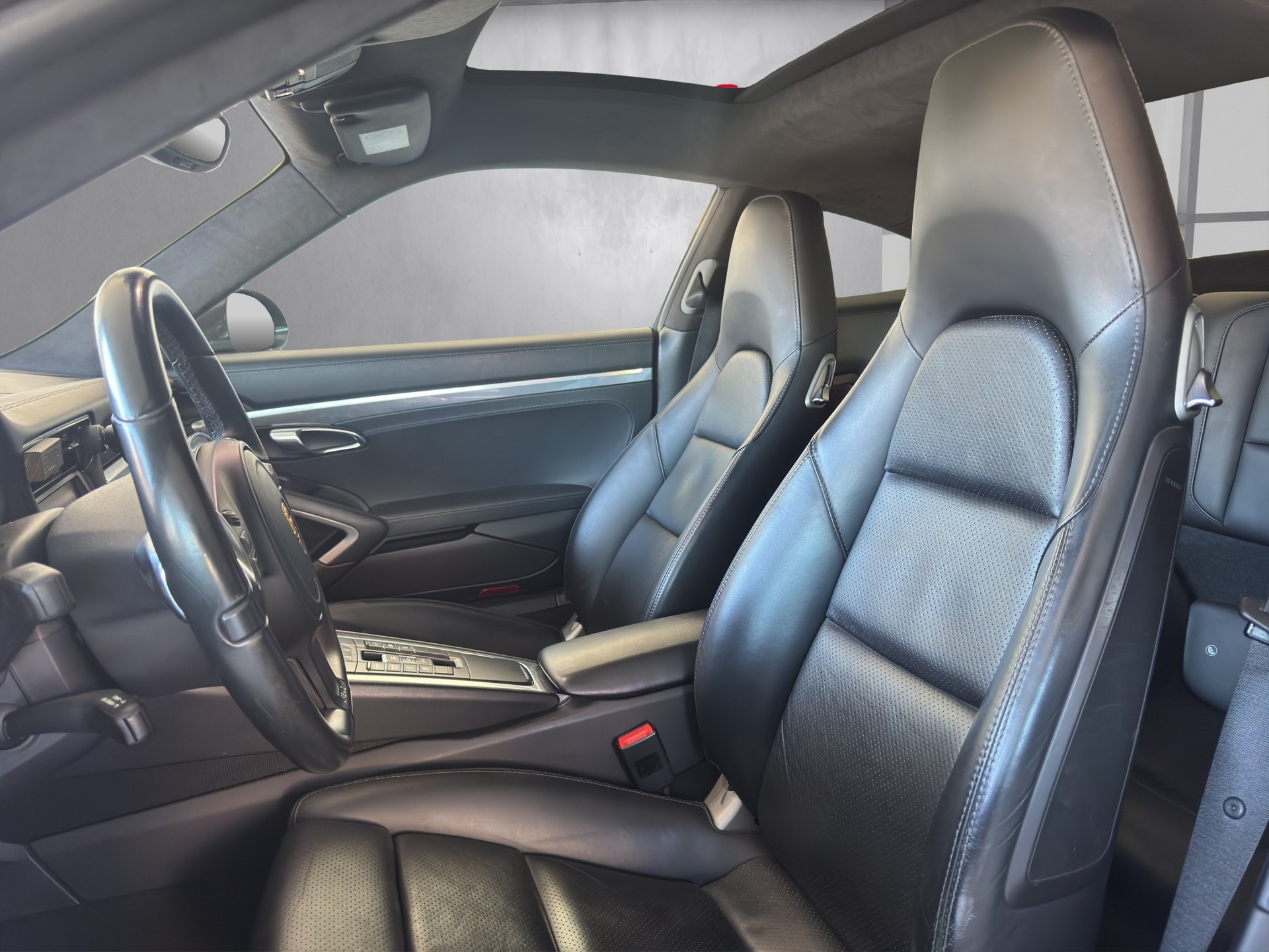 PORSCHE 911 Carrera 4S PDK-image-5