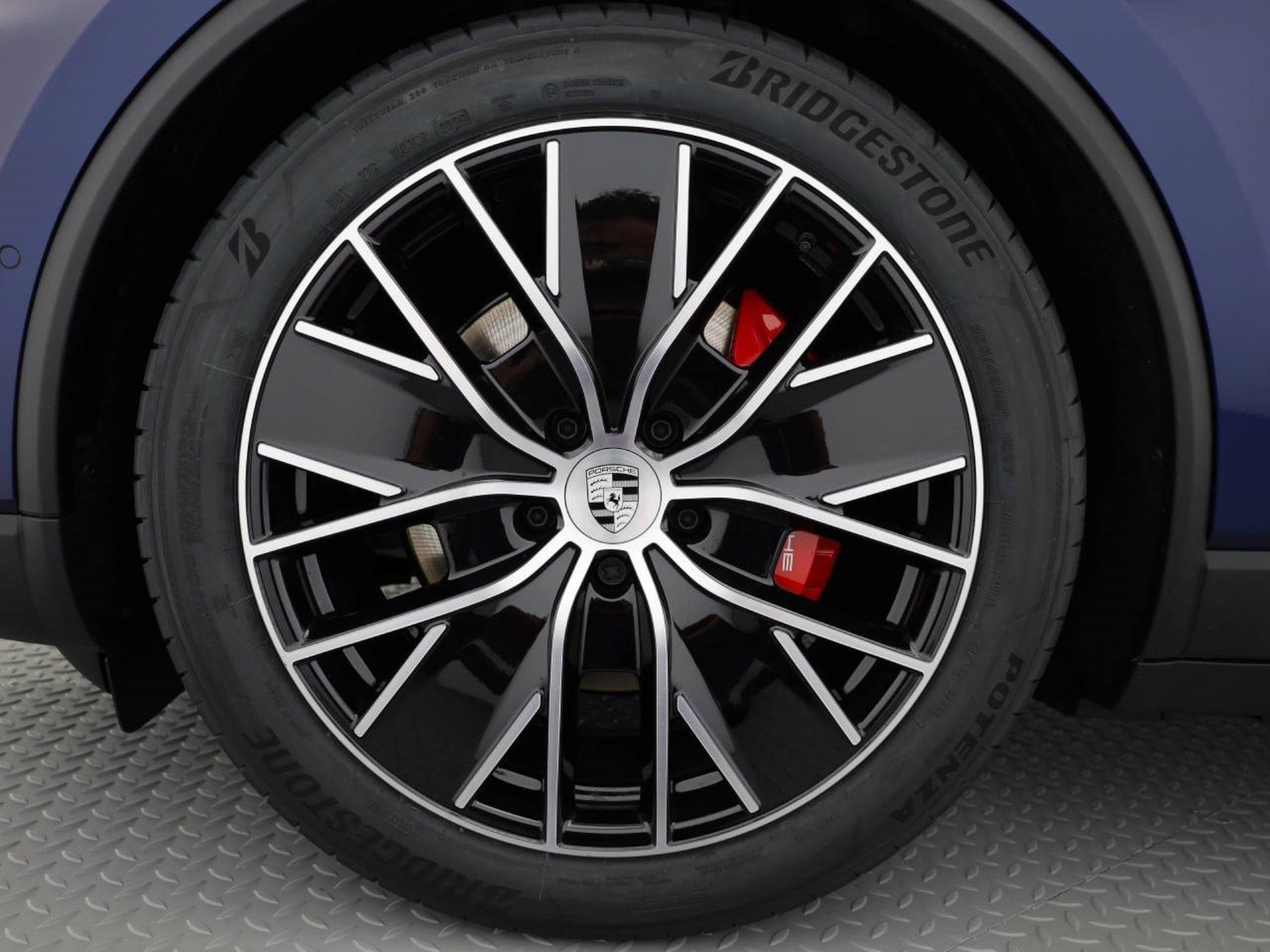 PORSCHE Macan 4S-image-8