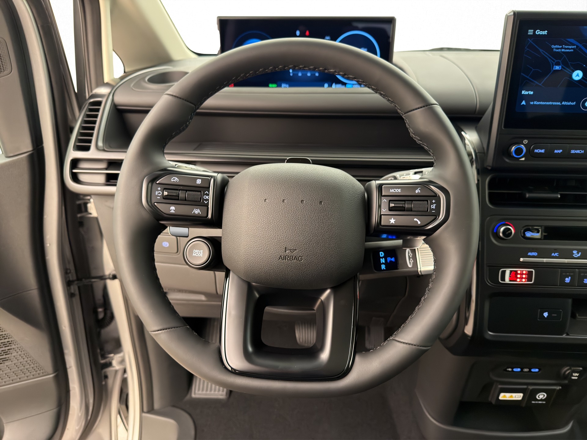 HYUNDAI Staria Wagon 84 kWh Vertex-image-7