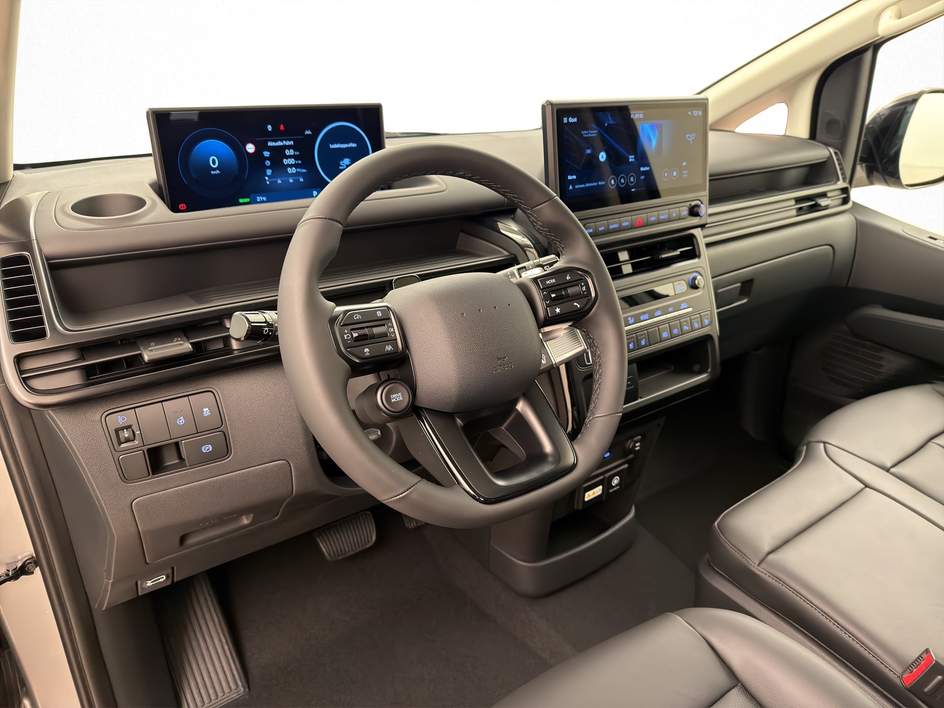 HYUNDAI Staria Wagon 84 kWh Vertex-image-13