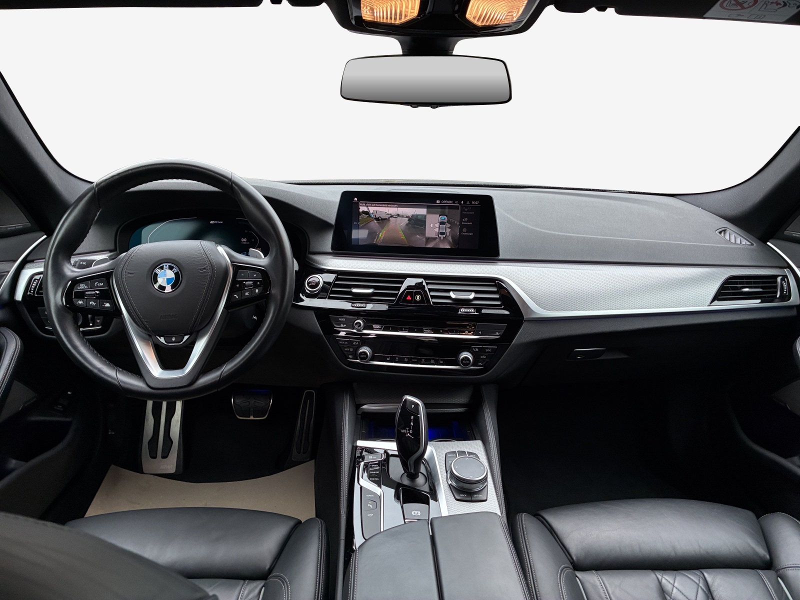 BMW 530e xDrive Pure M Sport Edition Steptronic-image-8
