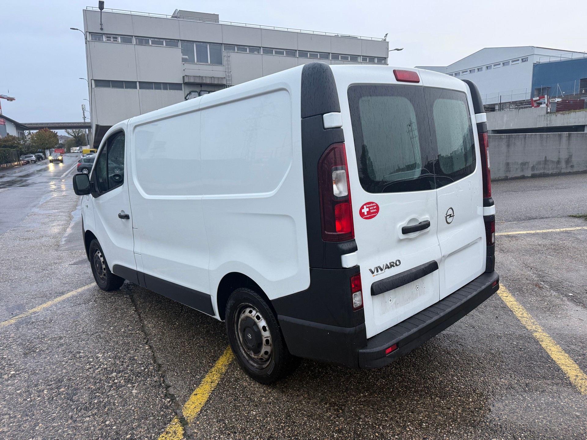 OPEL Vivaro 1.6 CDTI 2.7t L1H1-image-12