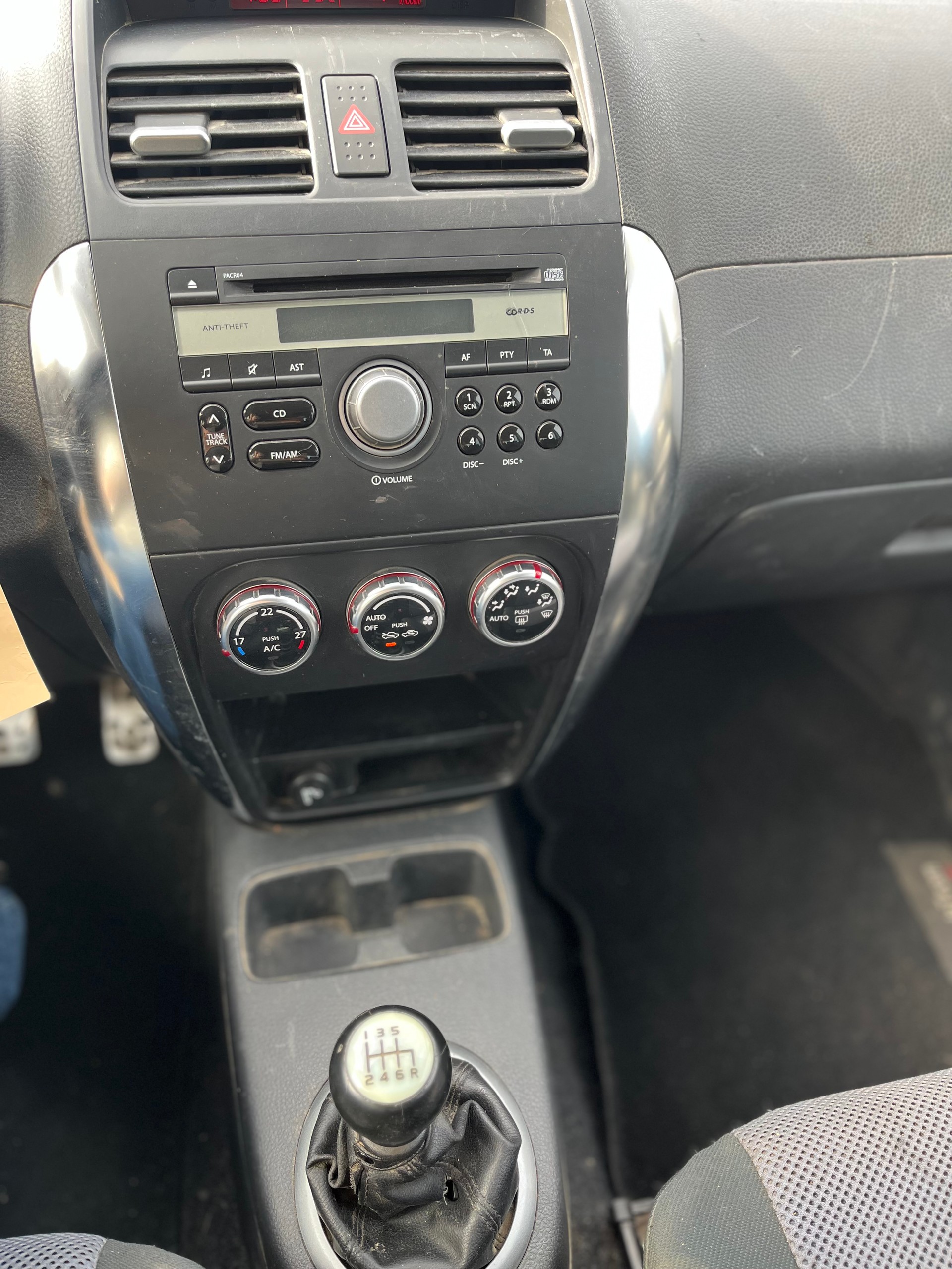 FIAT Fiat Sedici Diesel 1,9i JTD 4x4 mit Klimaanlage Euro B04-image-9