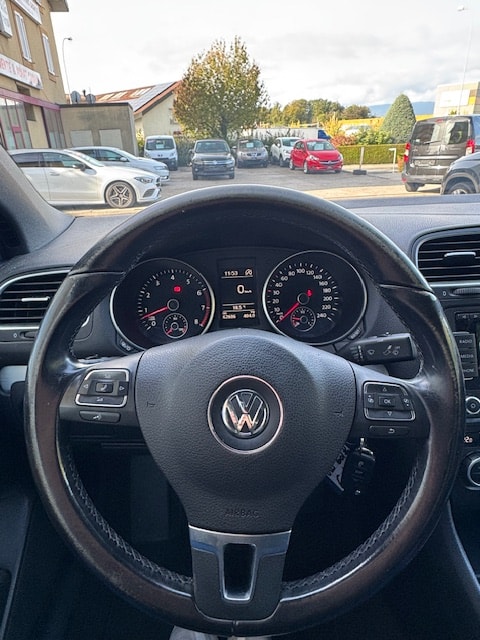 VW Golf Cabrio 1.2 TSI BlueMotion Technology Cup-image-13