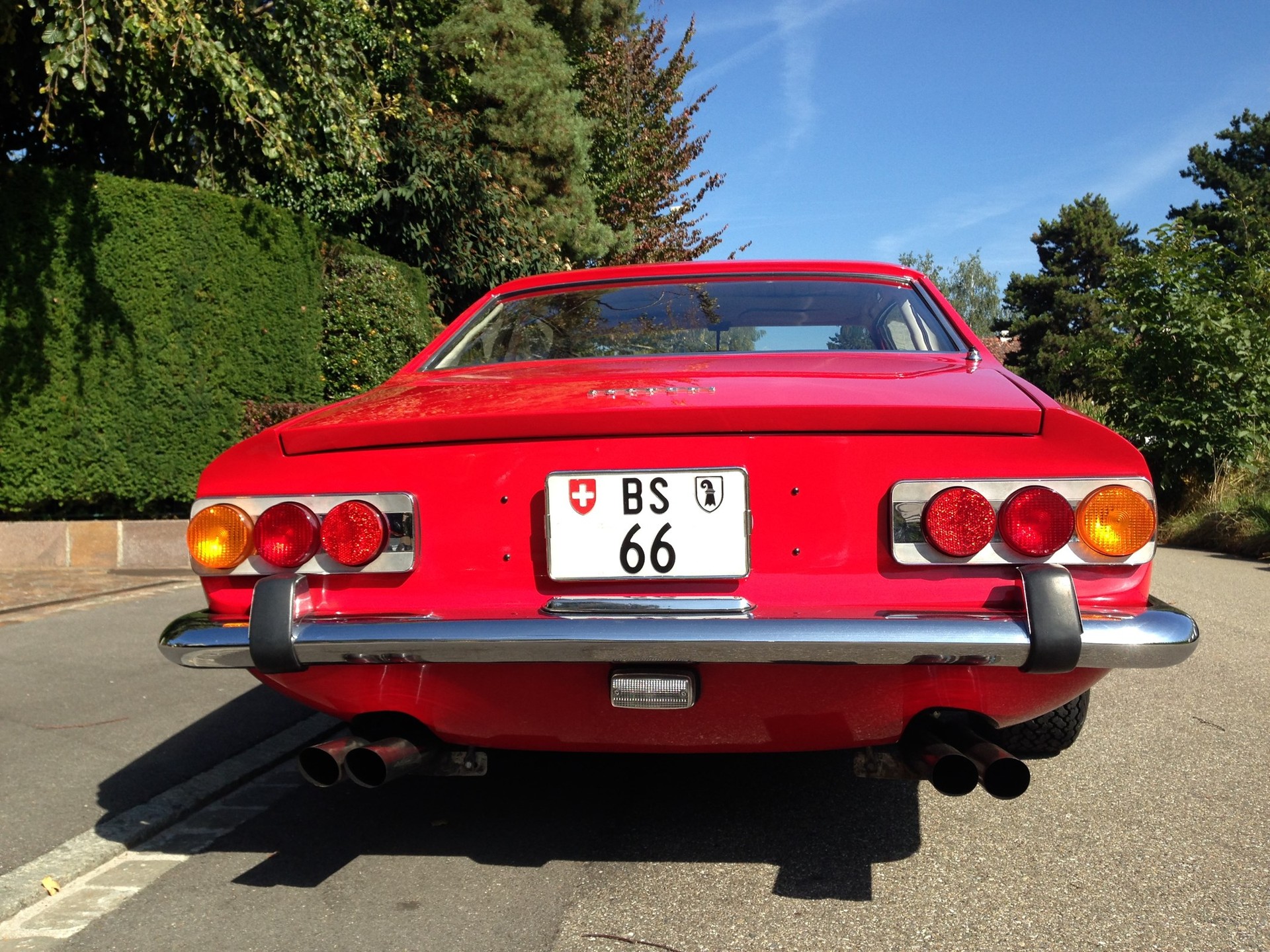 FERRARI 365 GT 2+2-image-4