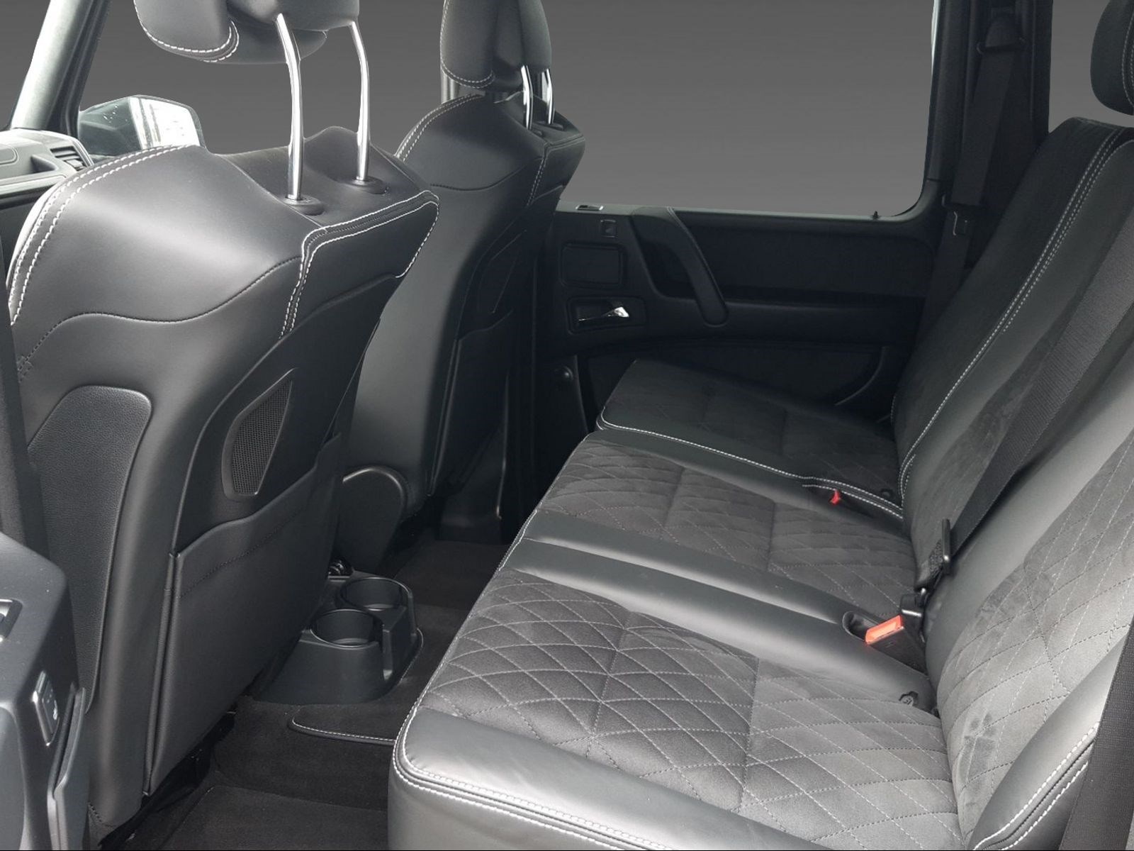 MERCEDES-BENZ G 500 4x4²-image-10