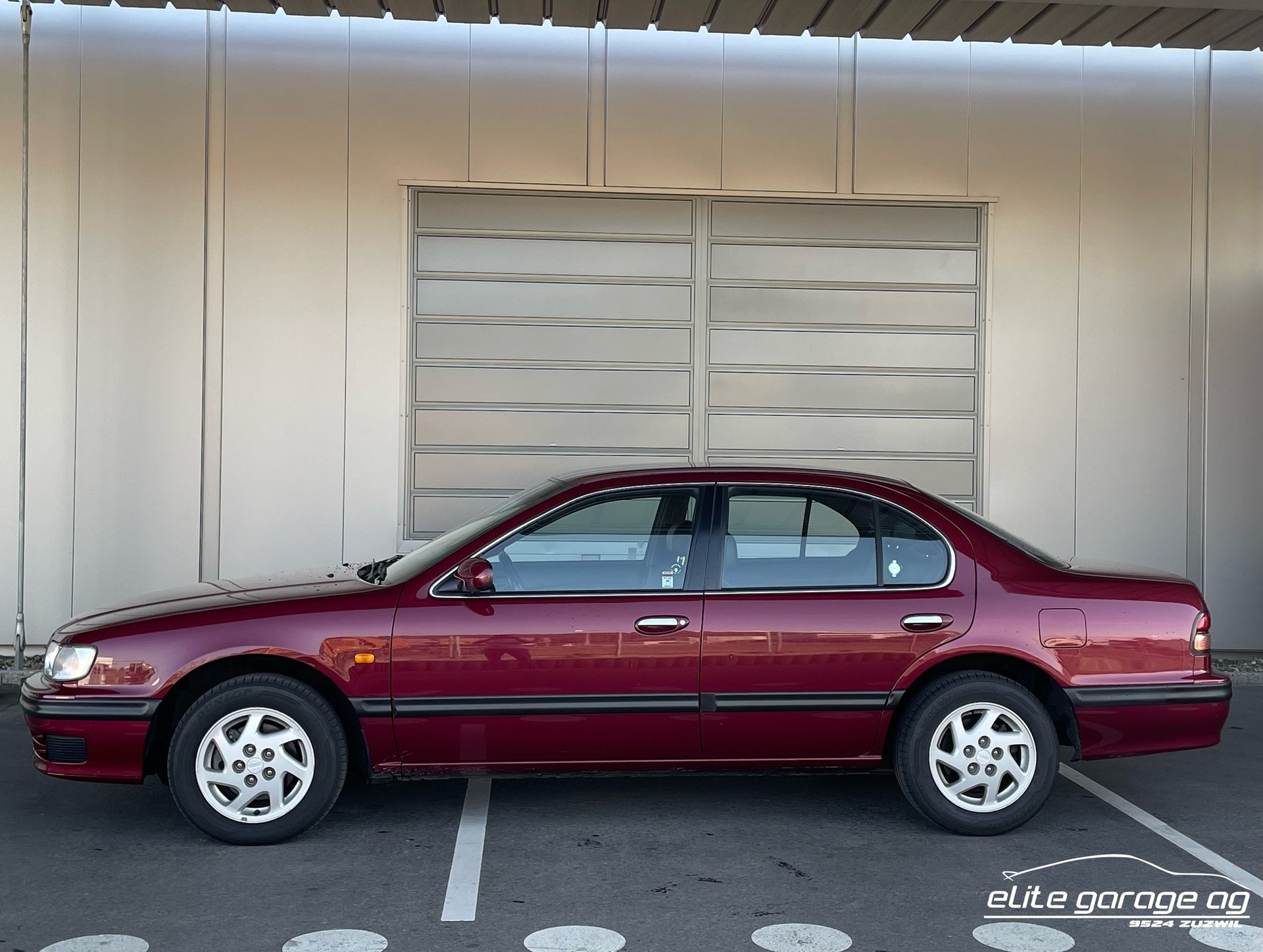 NISSAN Maxima 3.0 V6 SE A-image-1