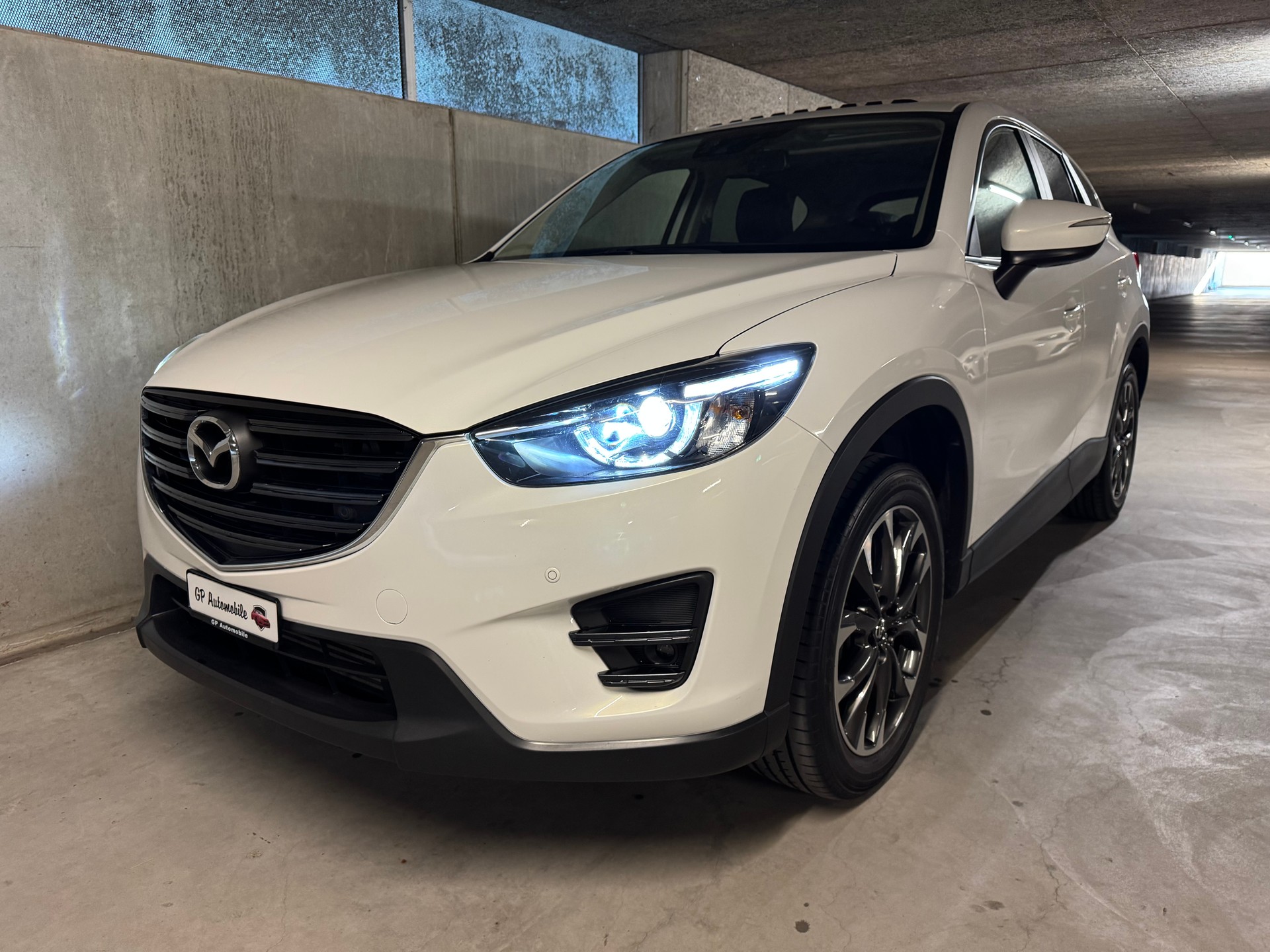 MAZDA CX-5 2.2 D HP Revolution AWD Automatic-image-6