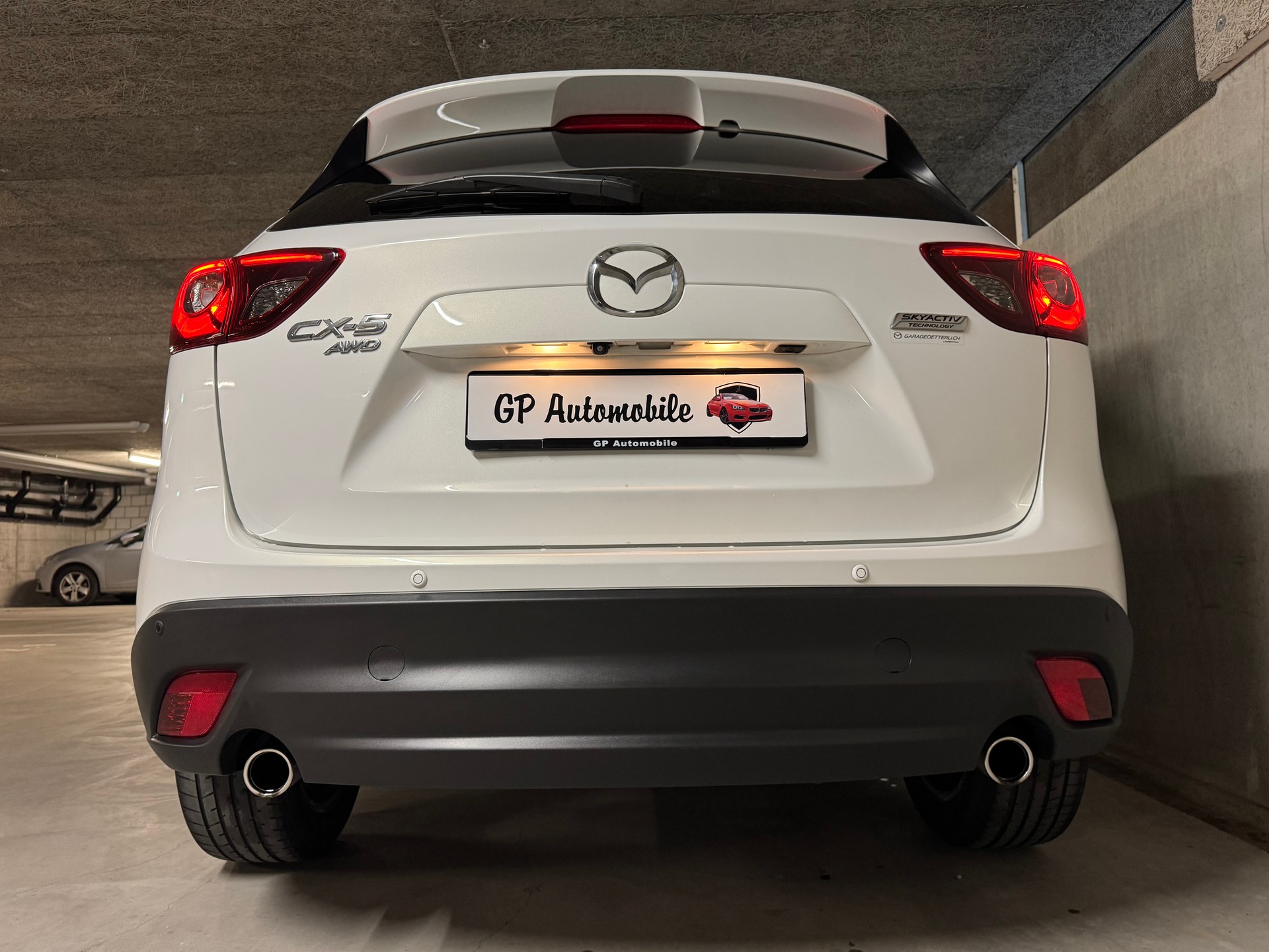 MAZDA CX-5 2.2 D HP Revolution AWD Automatic-image-16