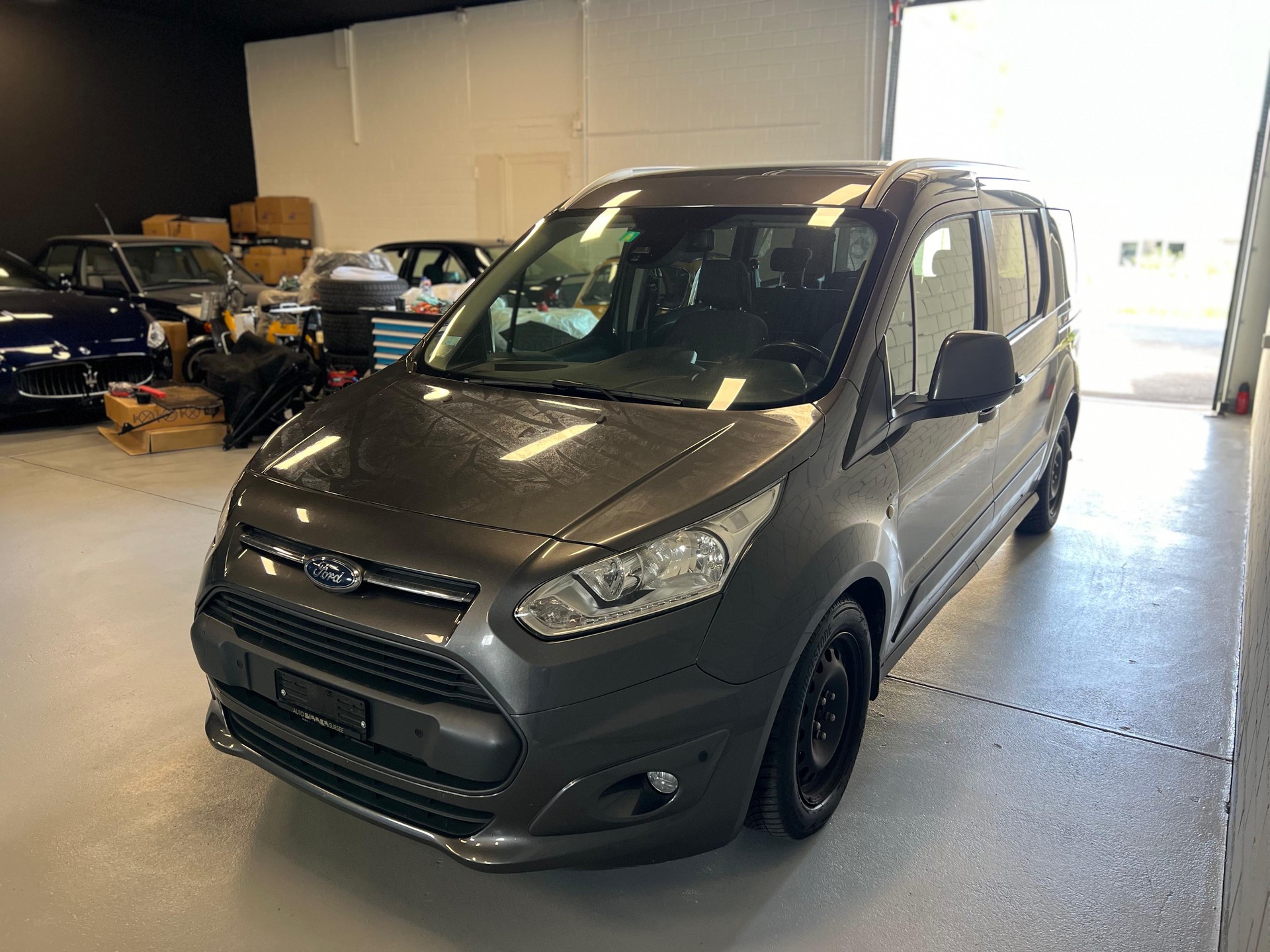 FORD TOURNEO CONNECT-image-1