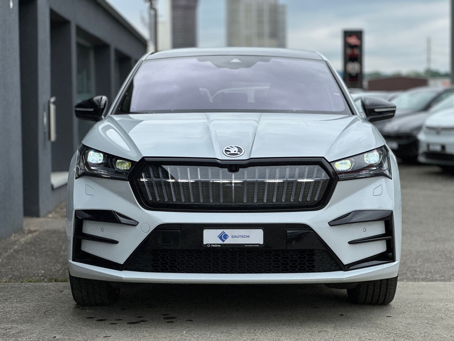 SKODA Enyaq Coupé RS iV 80 4x4-image-1