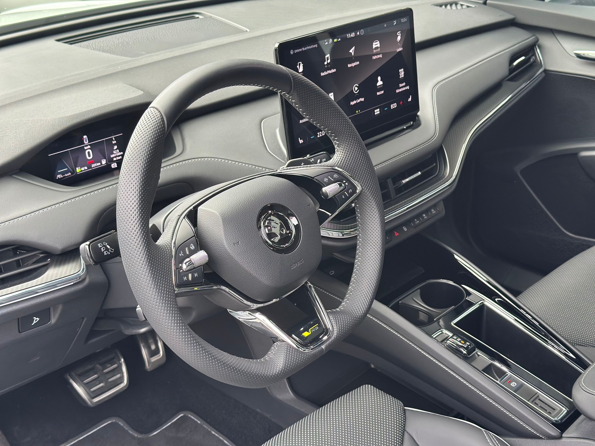 SKODA Enyaq Coupé RS iV 80 4x4-image-7
