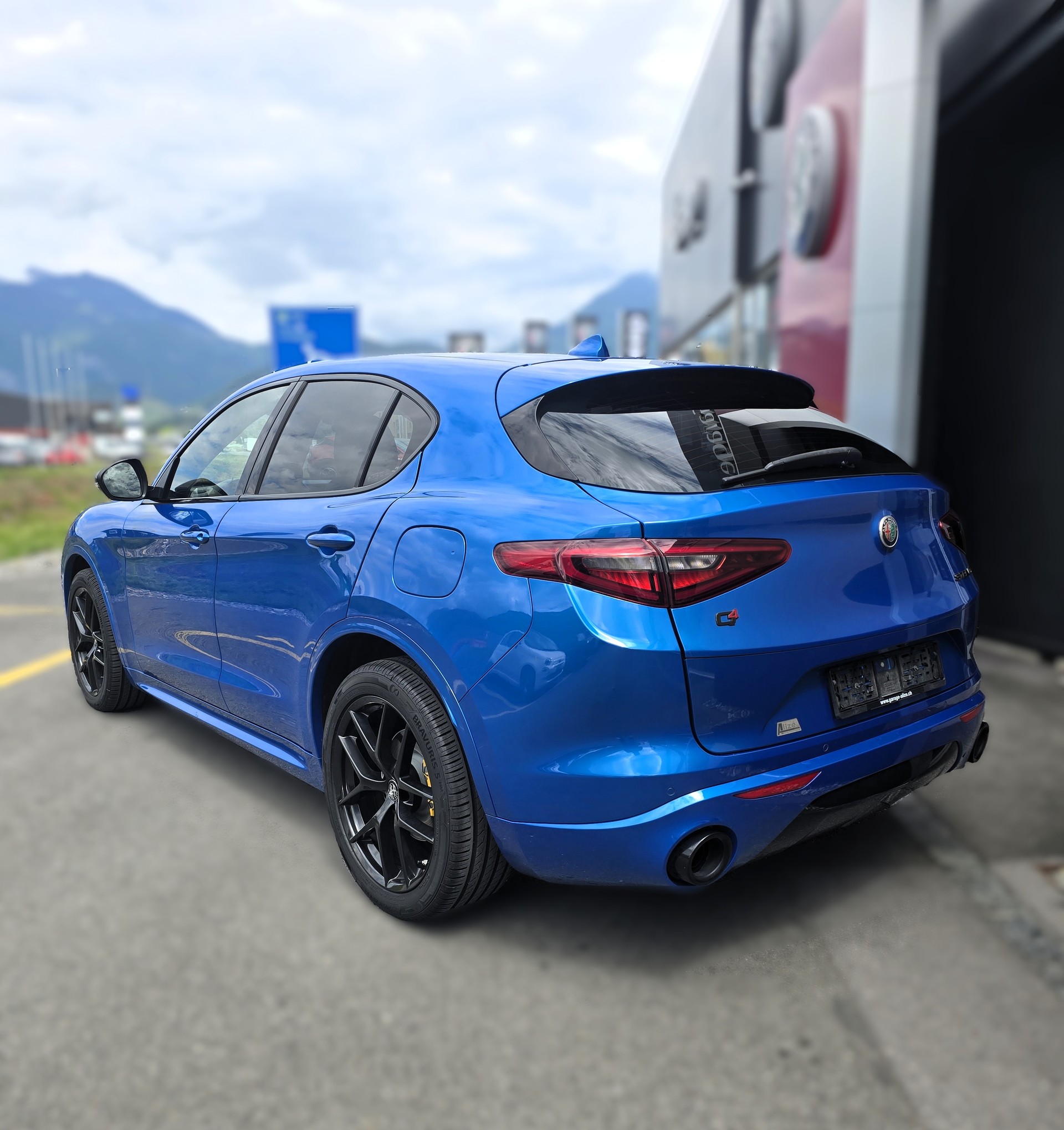 ALFA ROMEO Stelvio 2.0 Veloce Q4 Automatic-image-3