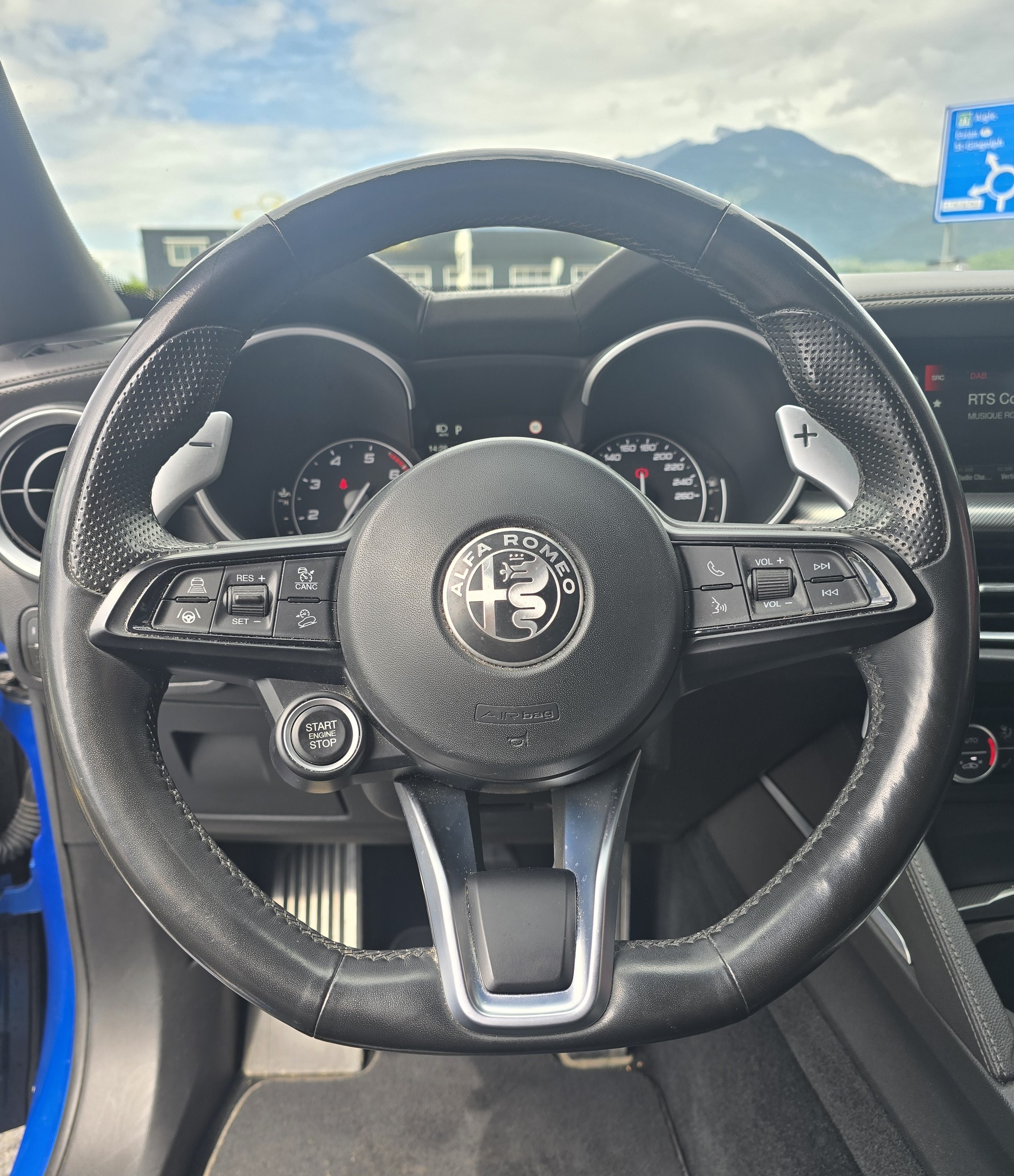 ALFA ROMEO Stelvio 2.0 Veloce Q4 Automatic-image-11