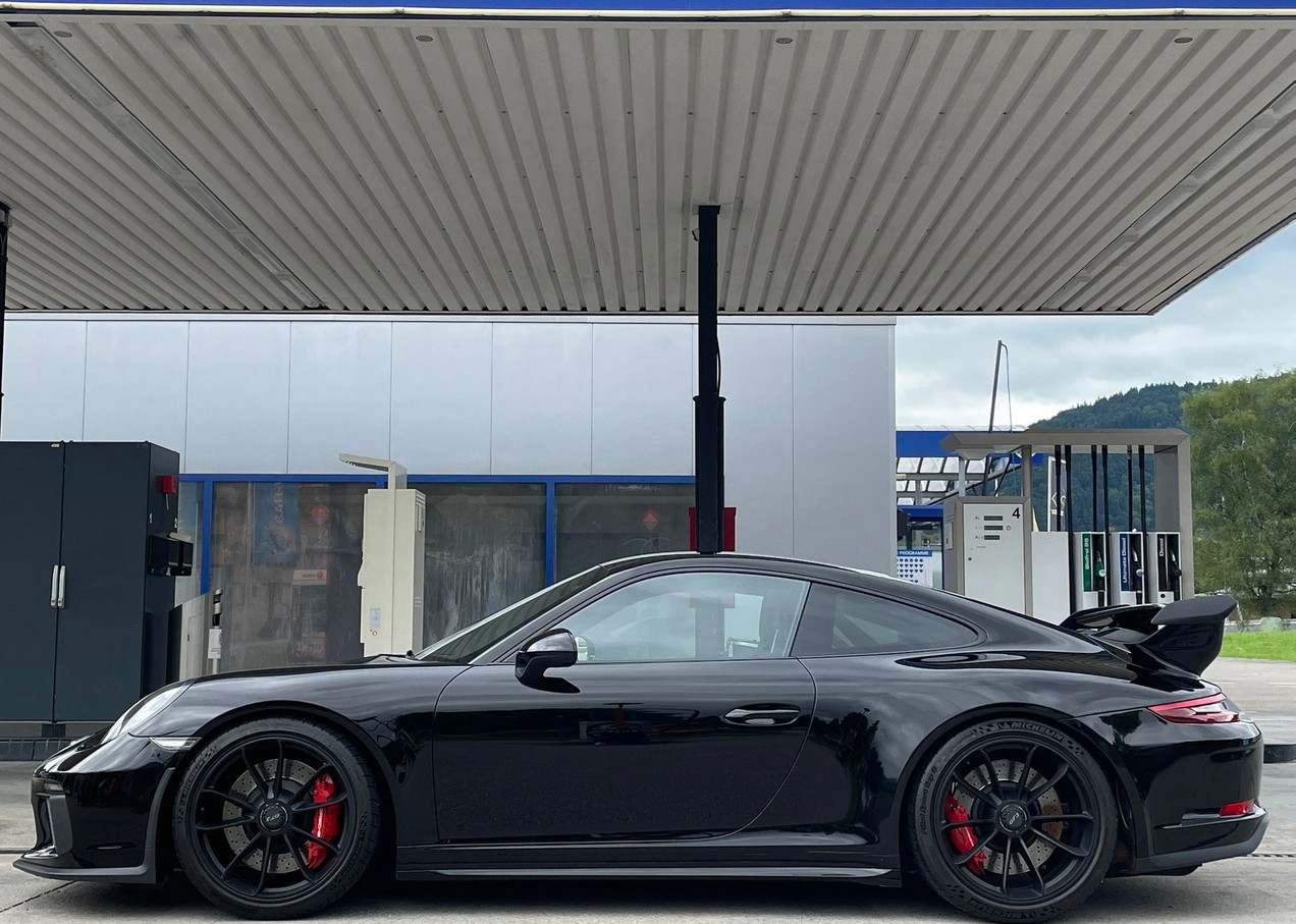 PORSCHE 911 GT3 PDK *CH-Fahrzeug**Black-Edition**Lift System**Schalensitze**Top Zustand**Top Ausstattung*-showroom-element-3
