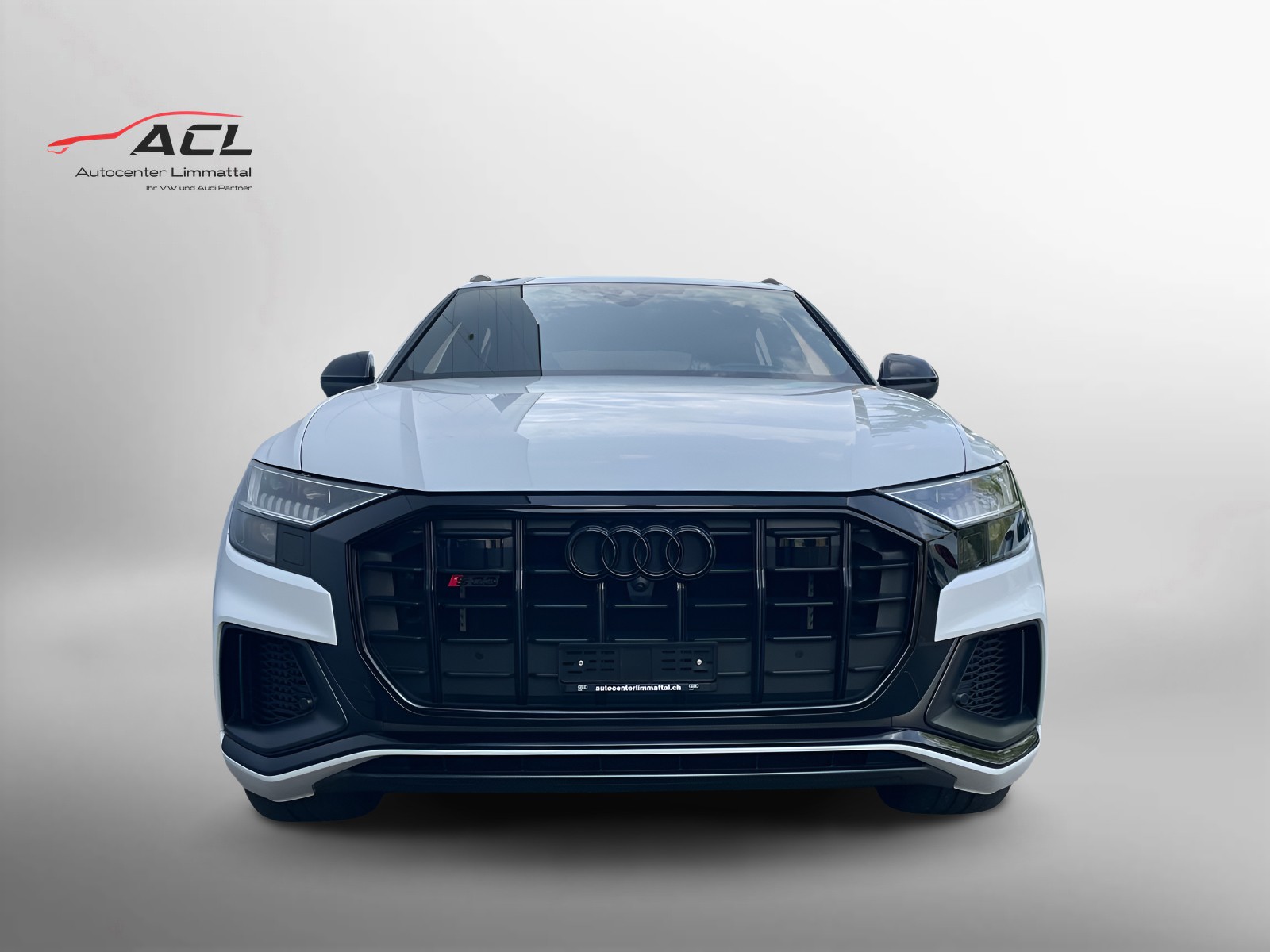 AUDI SQ8 TFSI quattro tiptronic-image-1