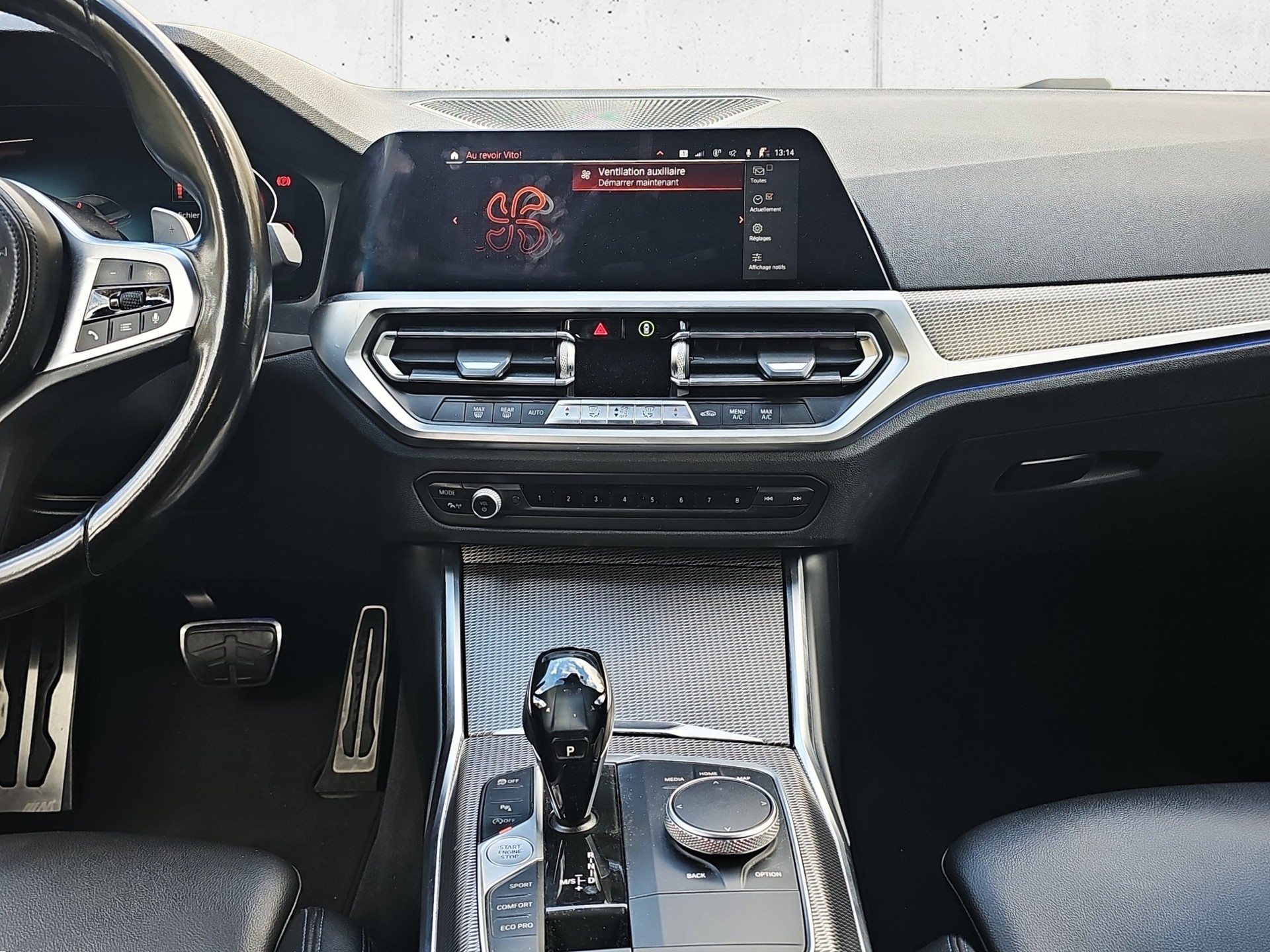 BMW 330i xDrive Steptronic M Sport-image-13