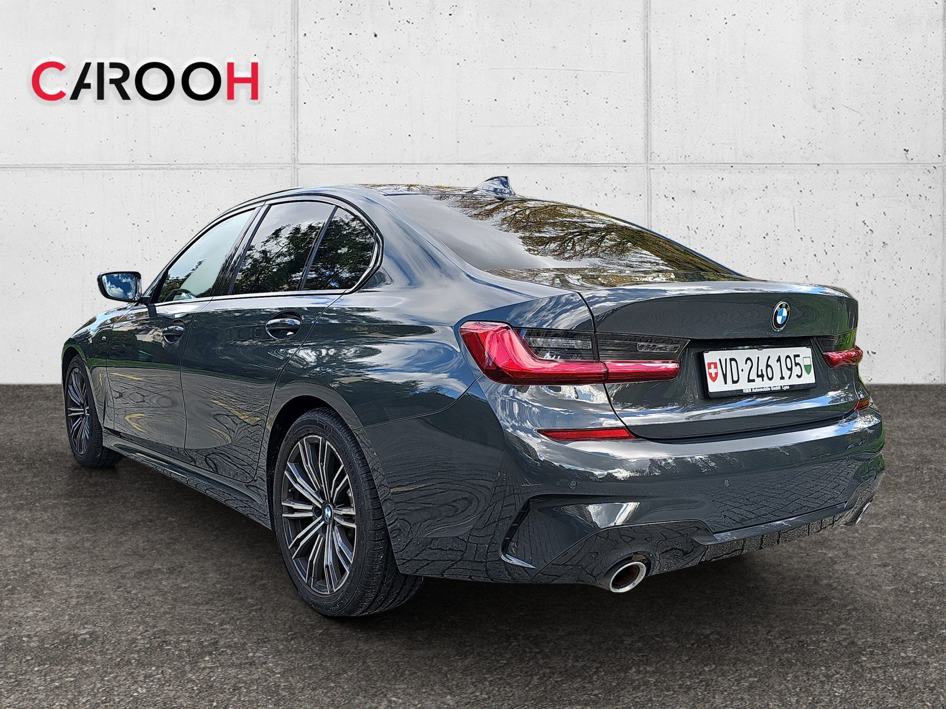 BMW 330i xDrive Steptronic M Sport-image-4