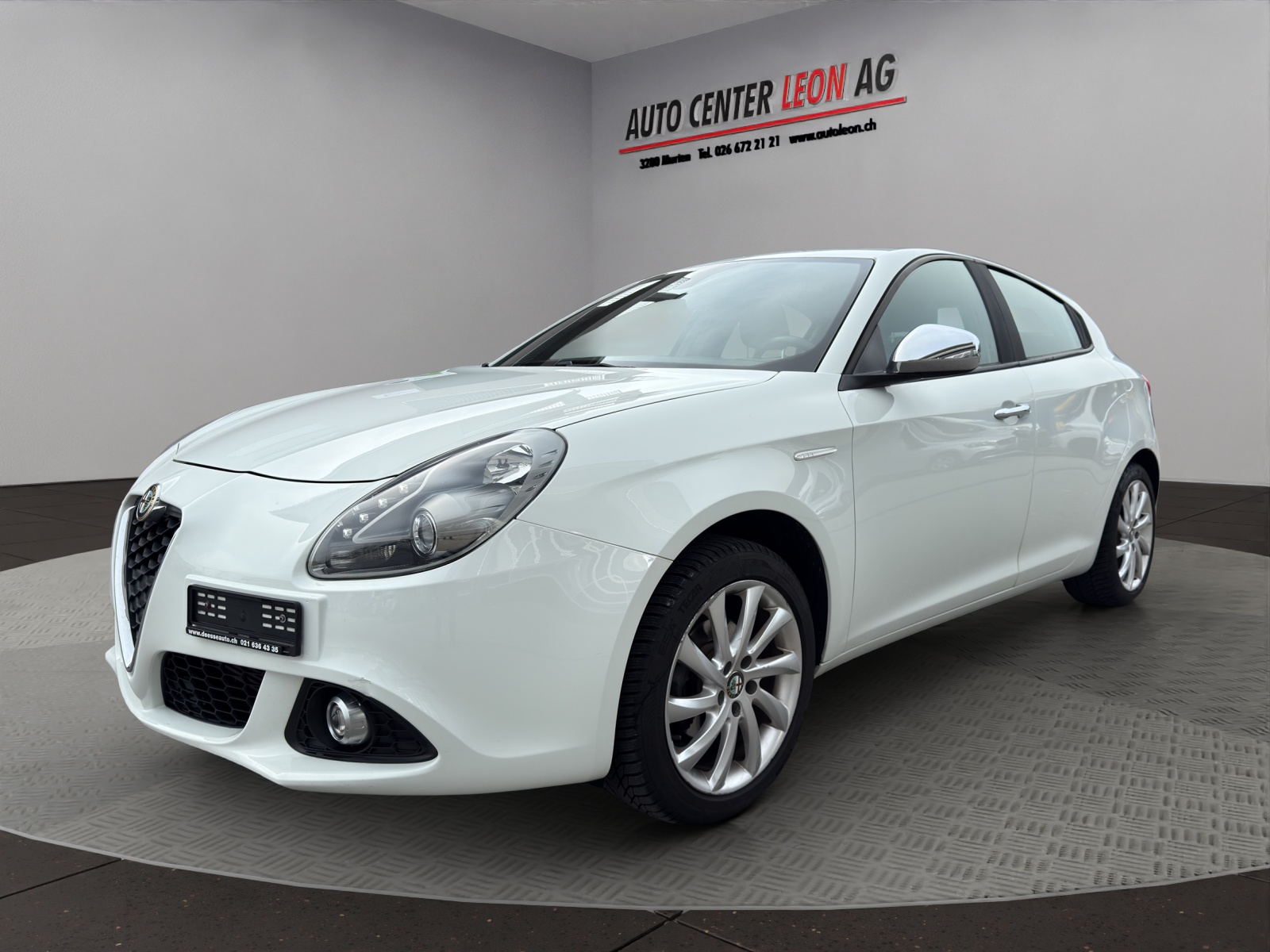 ALFA ROMEO Giulietta 1.4 T-showroom-element-1