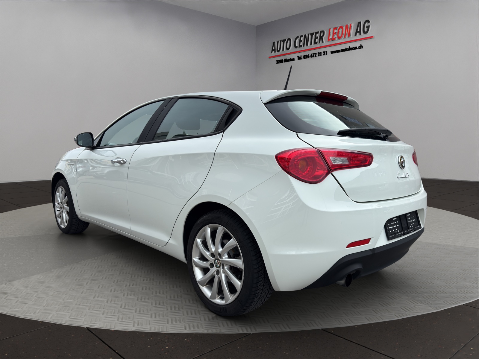 ALFA ROMEO Giulietta 1.4 T-showroom-element-3