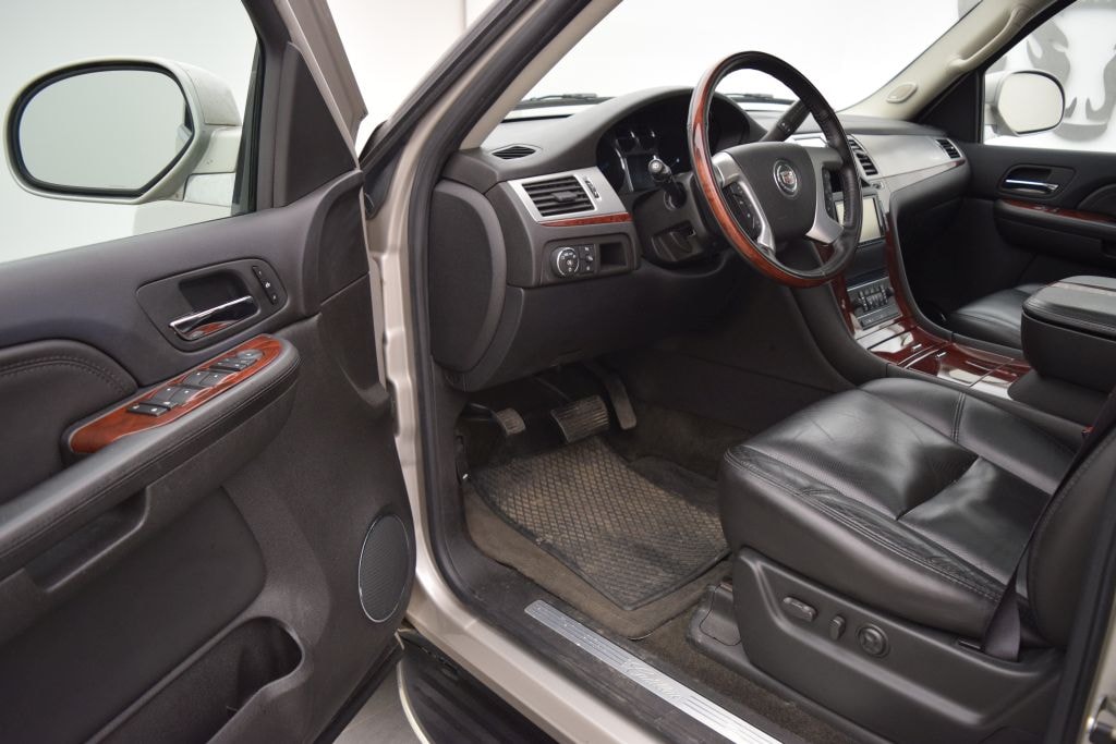 CADILLAC Escalade 6.2 Sport Luxury-image-7