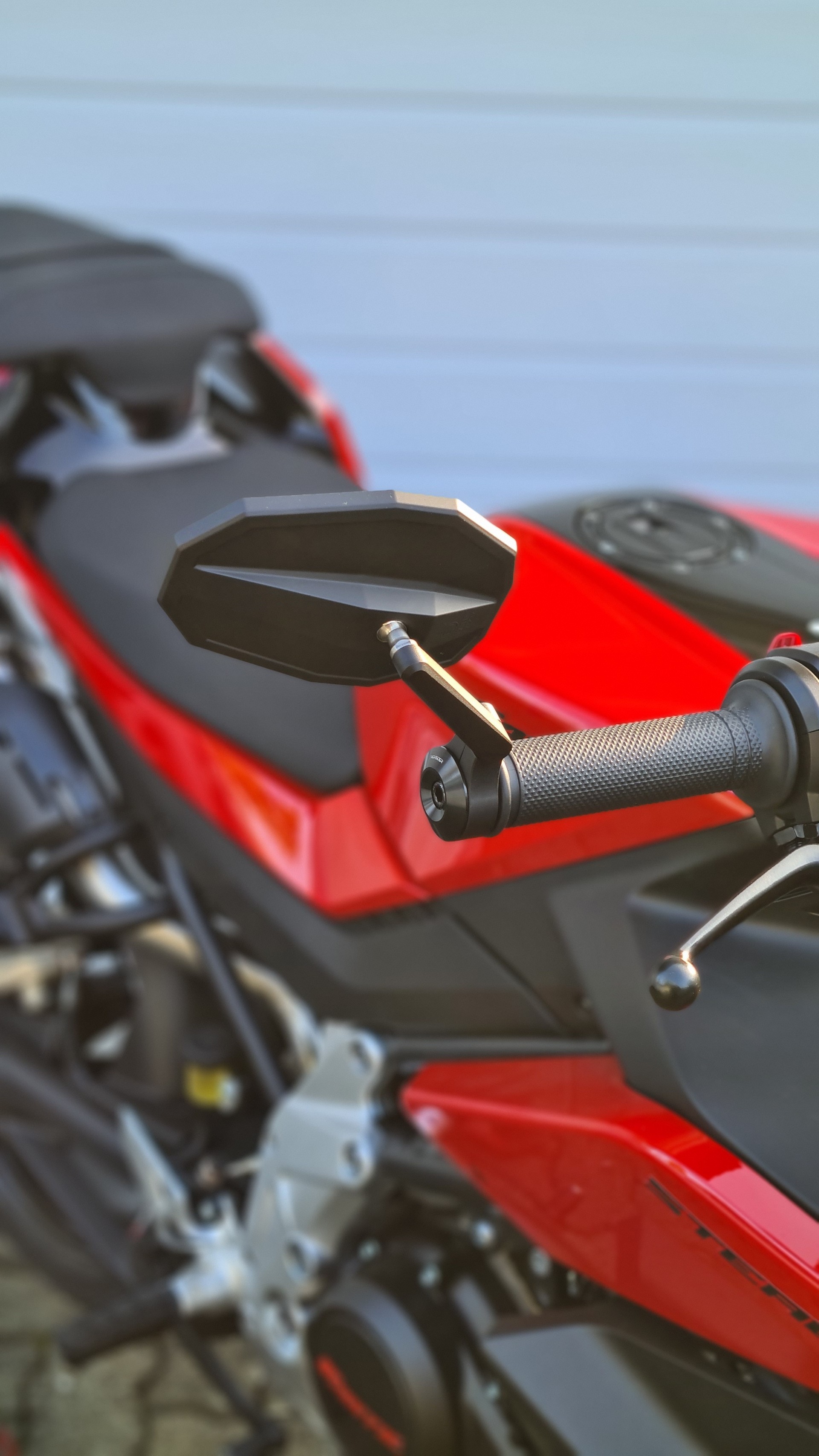 FANTIC STEALTH 125-image-12