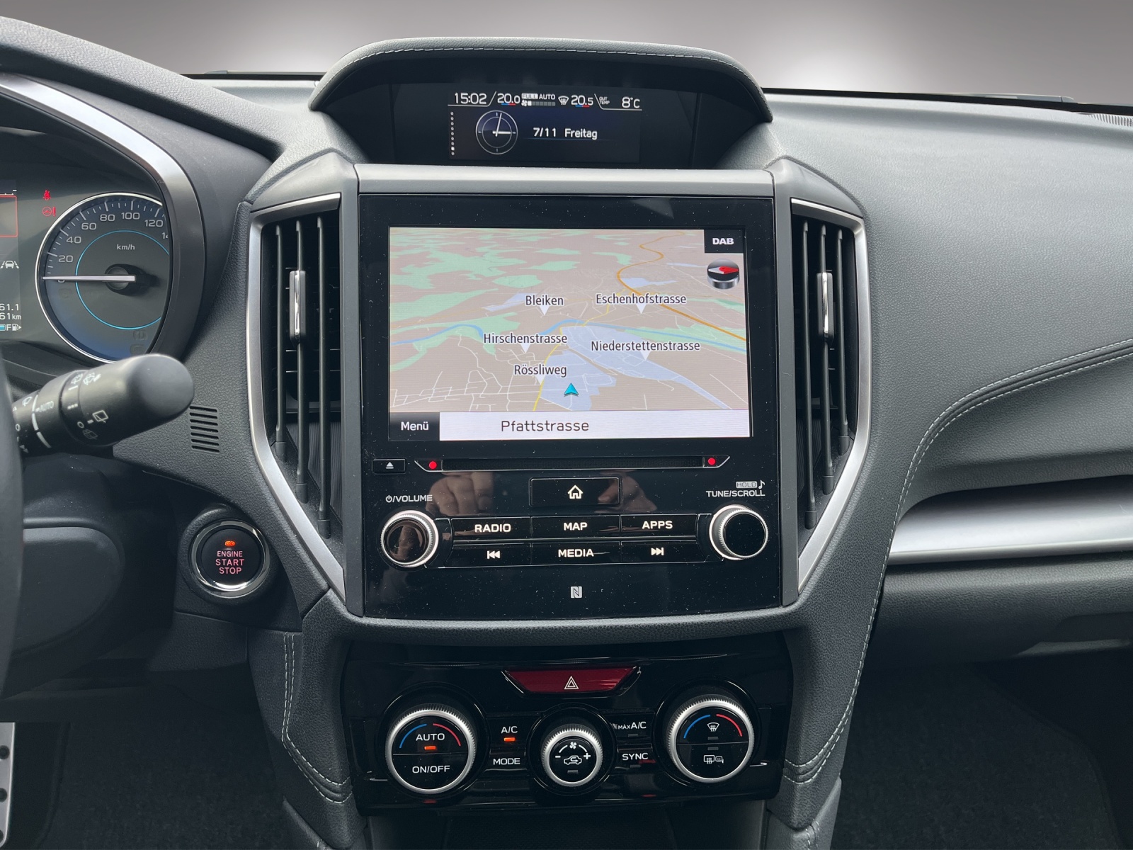 SUBARU Impreza 2.0i e-Boxer Swiss Plus-image-12