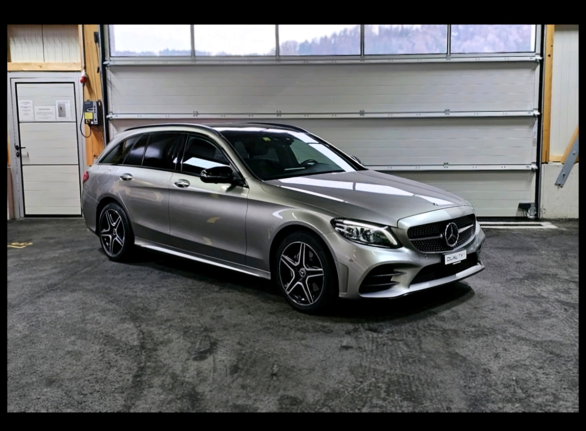MERCEDES-BENZ C 200 Swiss Star AMG Line 4M 9G-Tronic-image-0