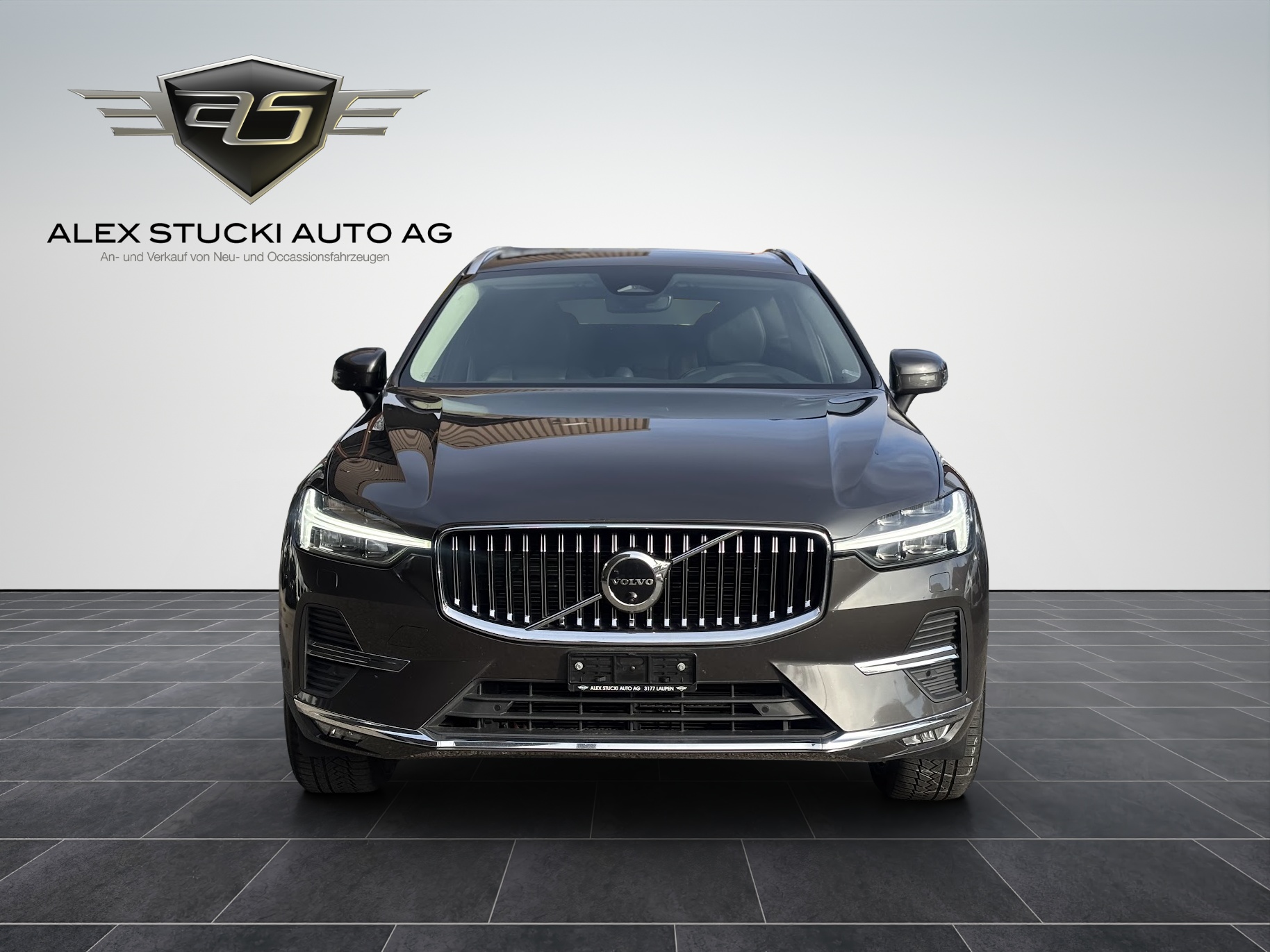 VOLVO XC60 B5 Diesel Mild Hybrid AWD Inscription Geartronic-showroom-element-1