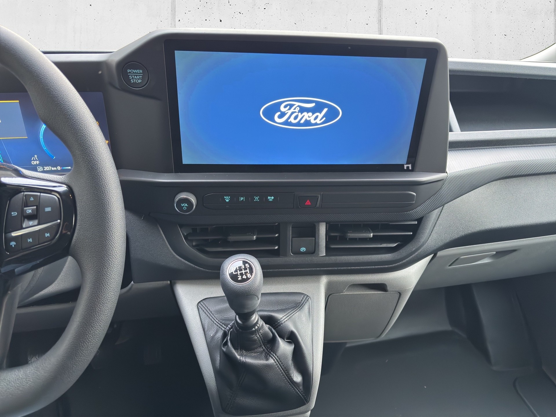 FORD Transit C Van 320 L1 2.0 EcoBlue 136 Trend-image-9
