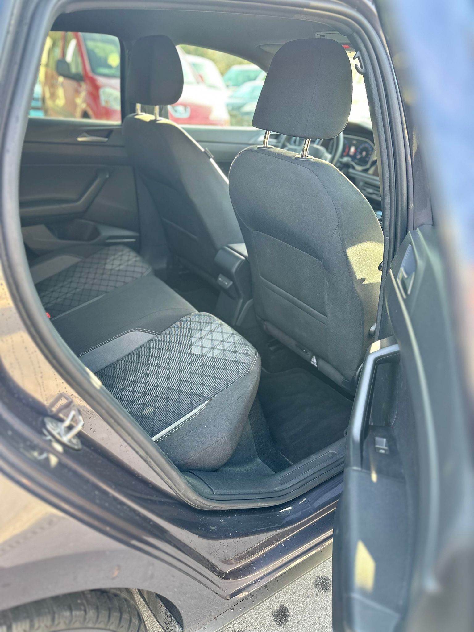 VW Polo 1.0 TSI R-Line DSG-image-11