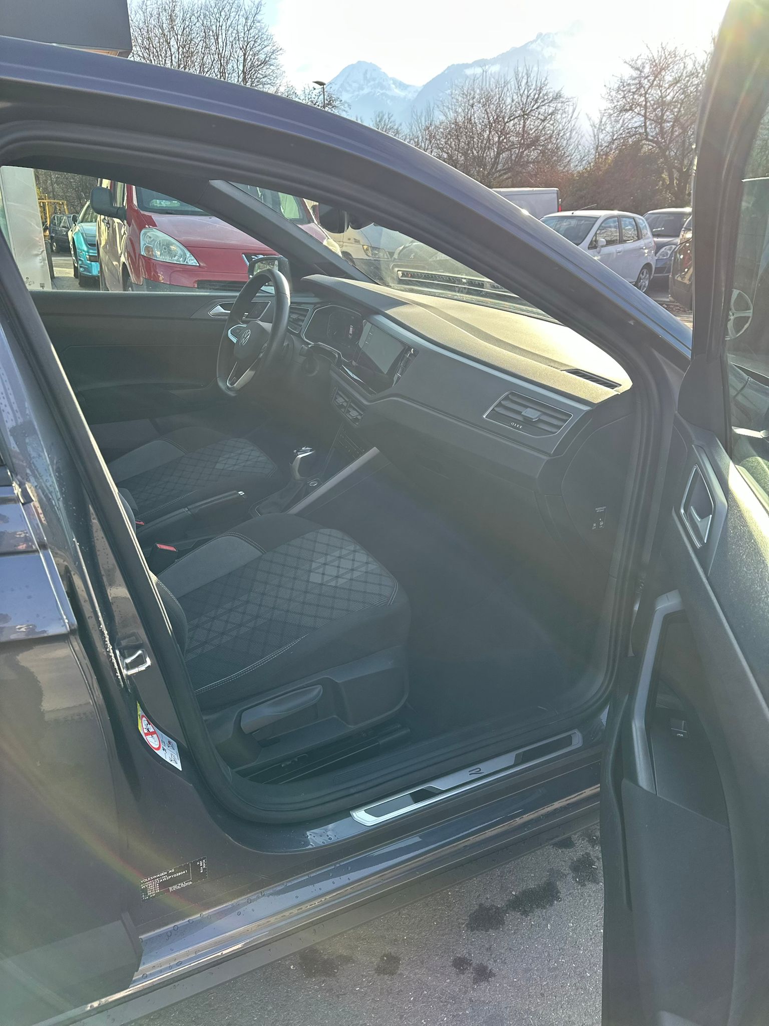 VW Polo 1.0 TSI R-Line DSG-image-10
