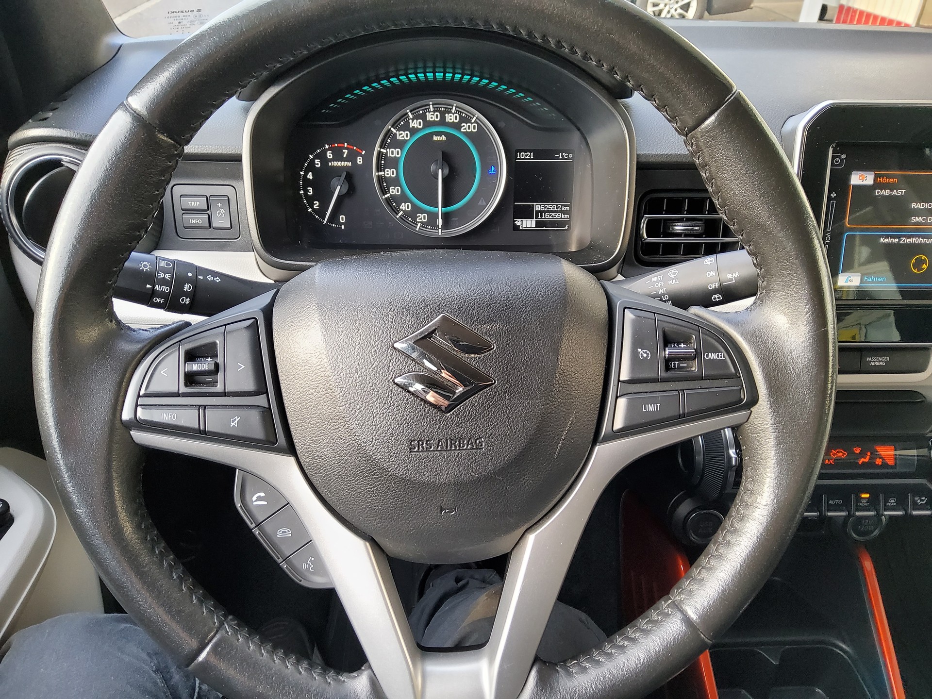 SUZUKI Ignis 1.2i Compact Top 4x4-image-11