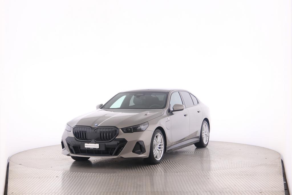 BMW 550e xDrive